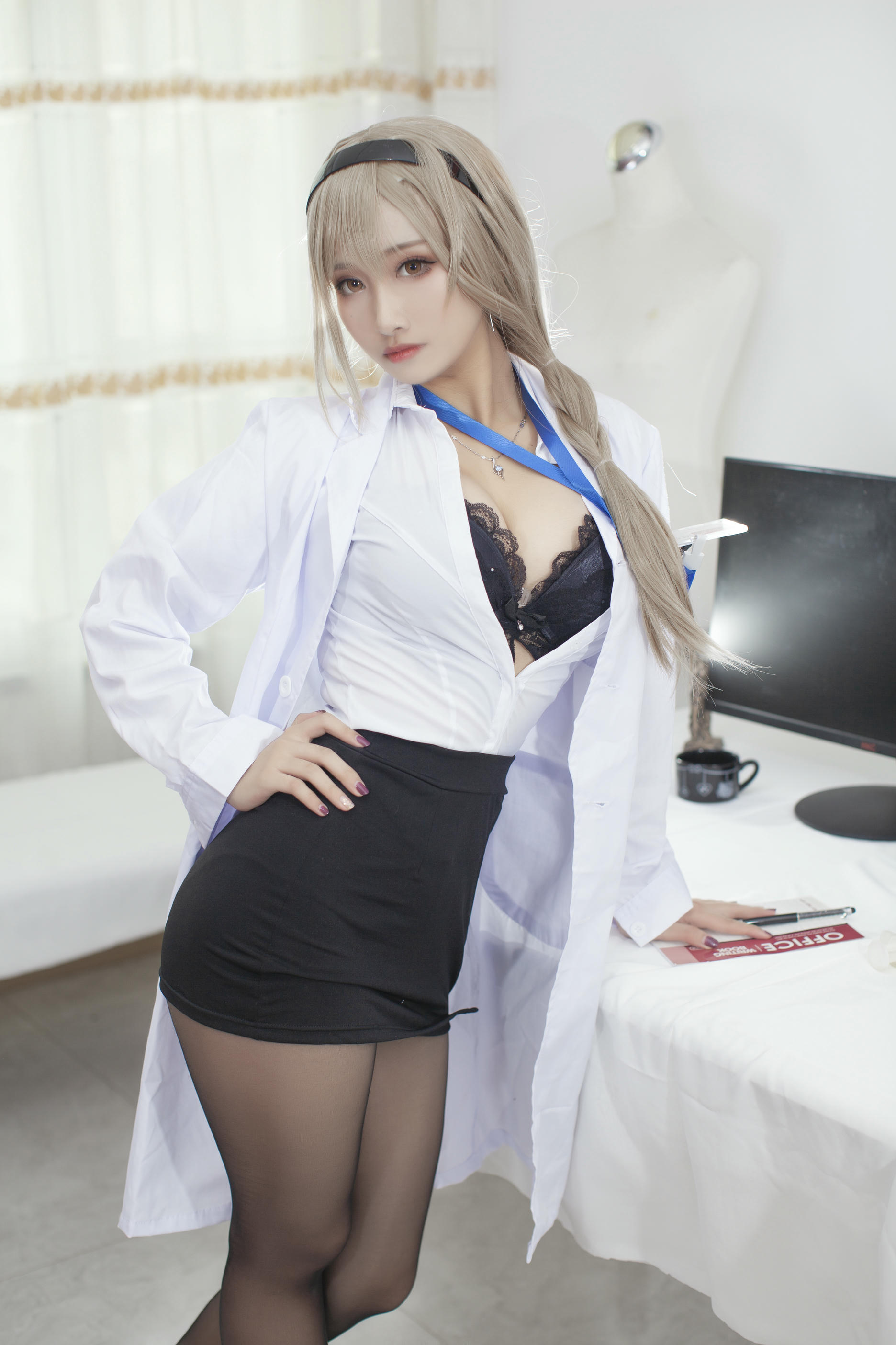 洛璃 LoLiSAMA NO.005 实习医生伊格 [34P-239MB]_第1集