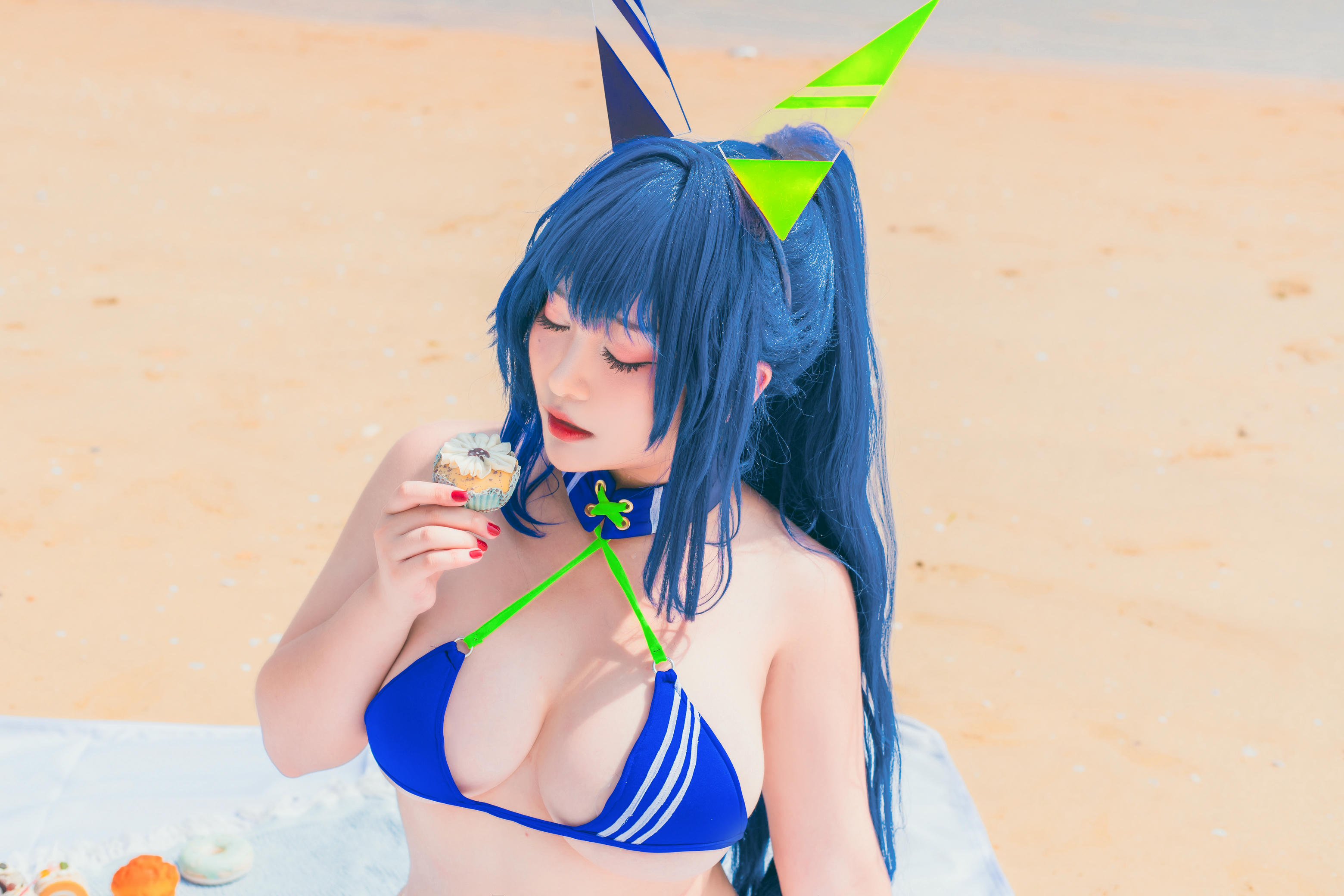 洛璃 LoLiSAMA NO.061 热恋的盛夏 花园泳装[66P-565MB]_第1集