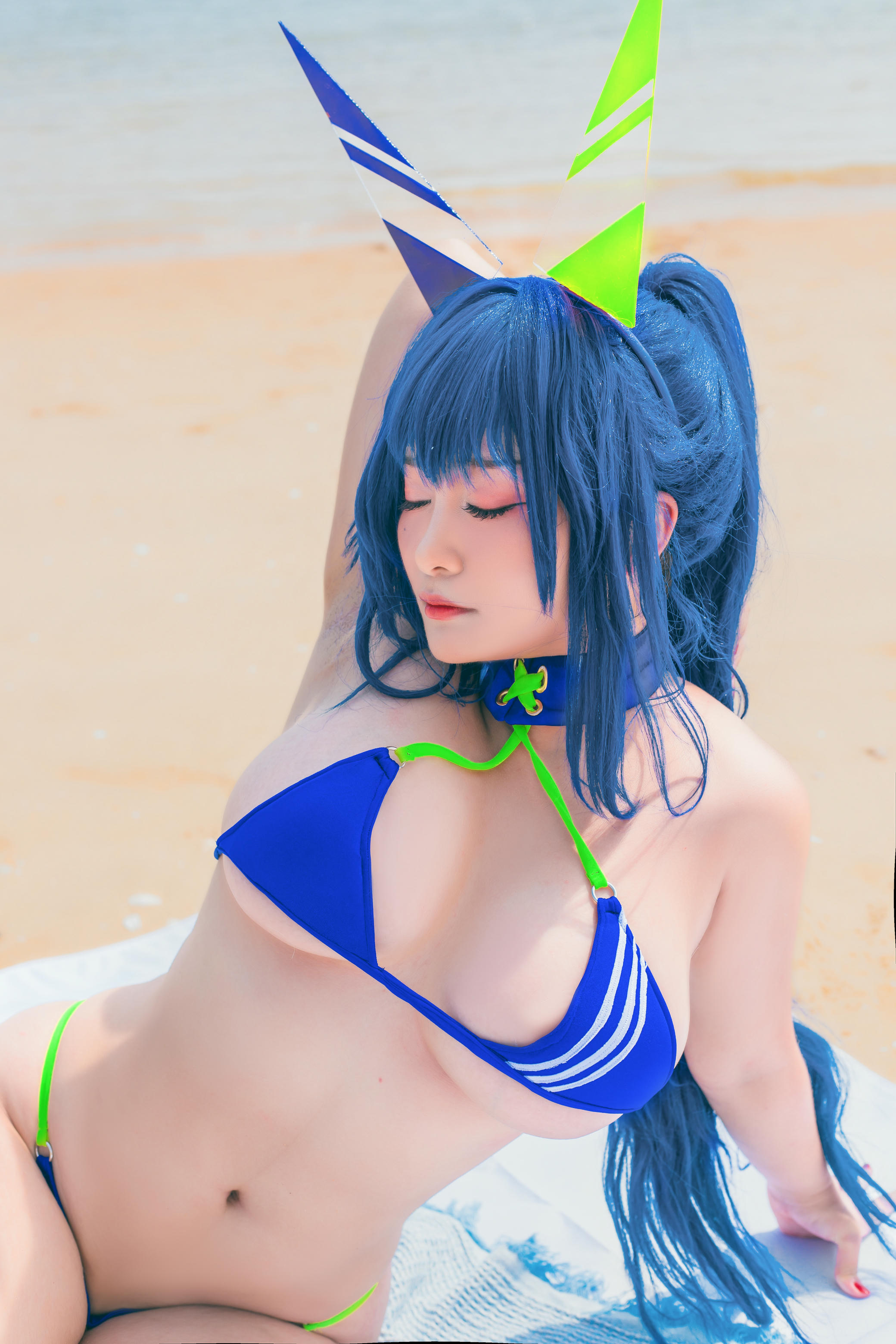 洛璃 LoLiSAMA NO.061 热恋的盛夏 花园泳装[66P-565MB]_第2集