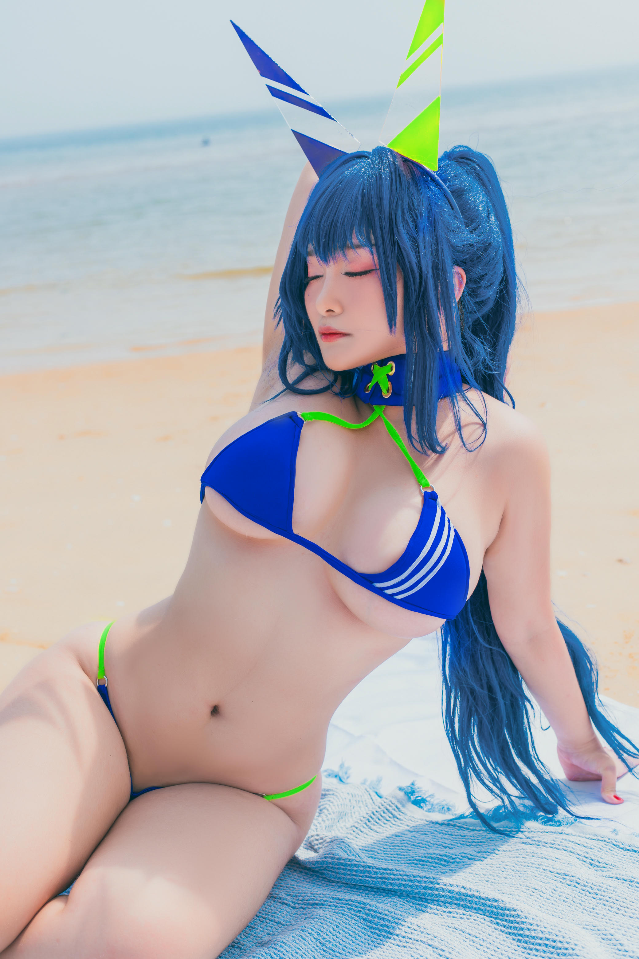 洛璃 LoLiSAMA NO.061 热恋的盛夏 花园泳装[66P-565MB]_第2集