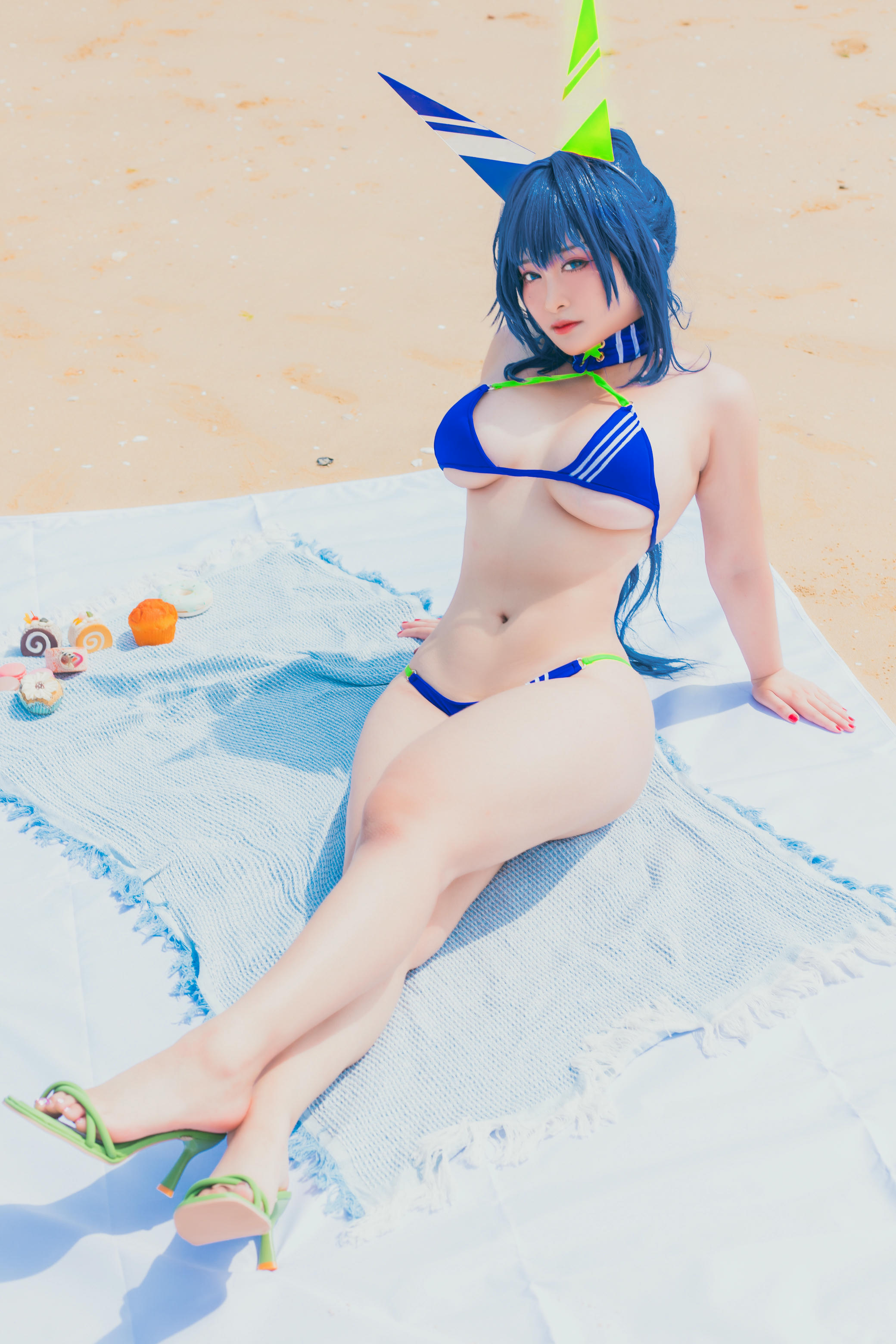 洛璃 LoLiSAMA NO.061 热恋的盛夏 花园泳装[66P-565MB]_第2集