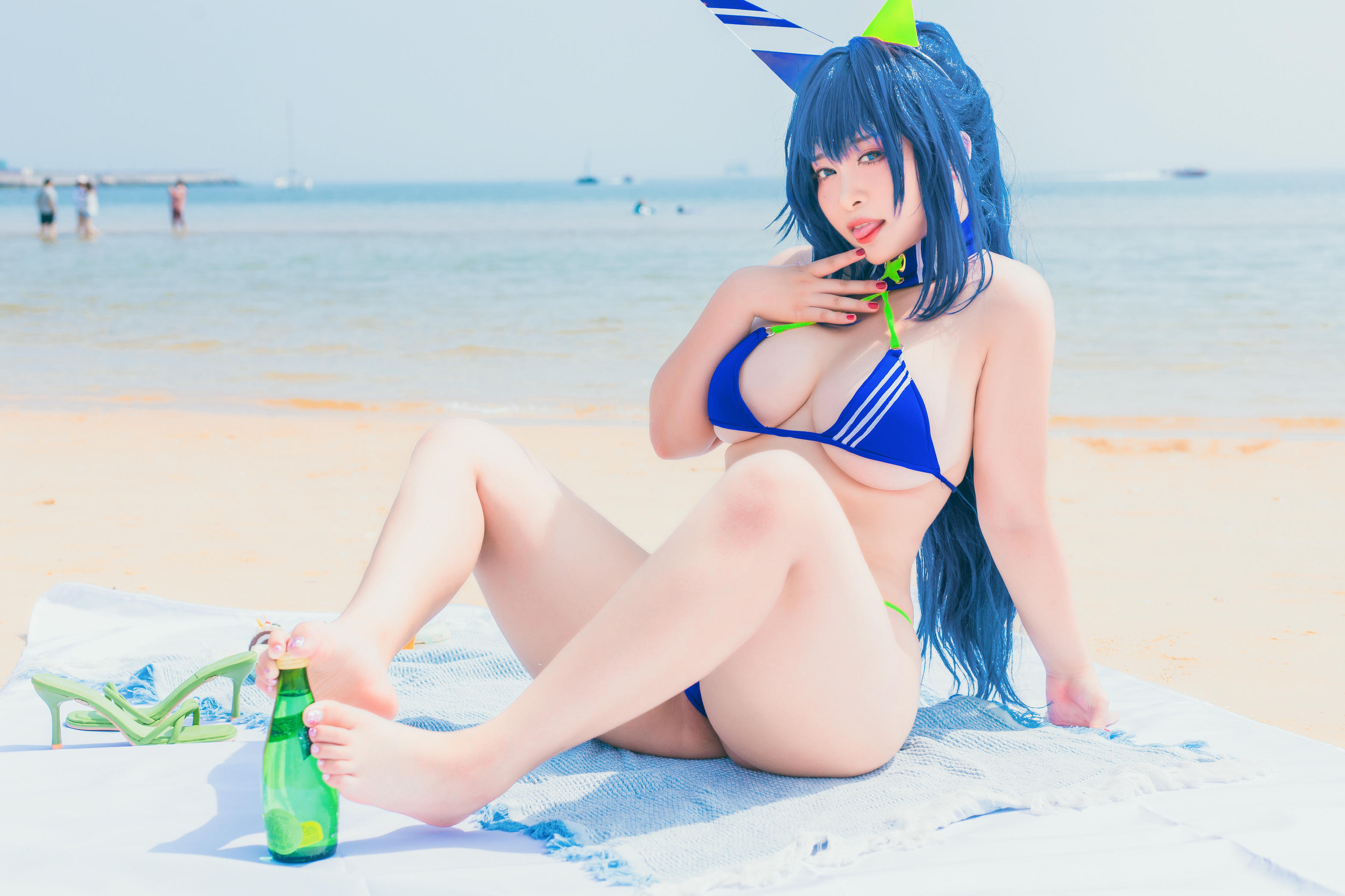 洛璃 LoLiSAMA NO.061 热恋的盛夏 花园泳装[66P-565MB]_第3集