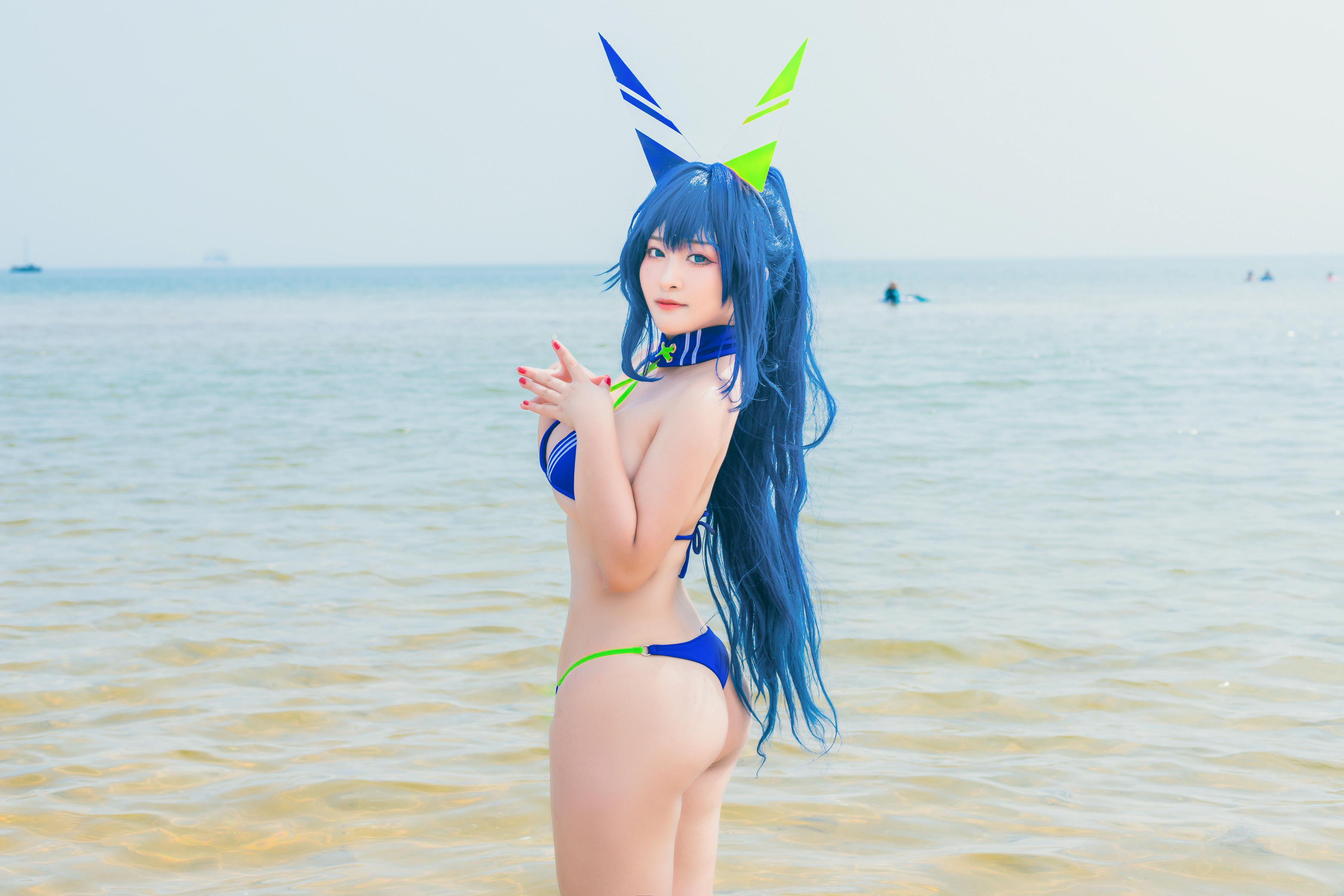 洛璃 LoLiSAMA NO.061 热恋的盛夏 花园泳装[66P-565MB]_第3集