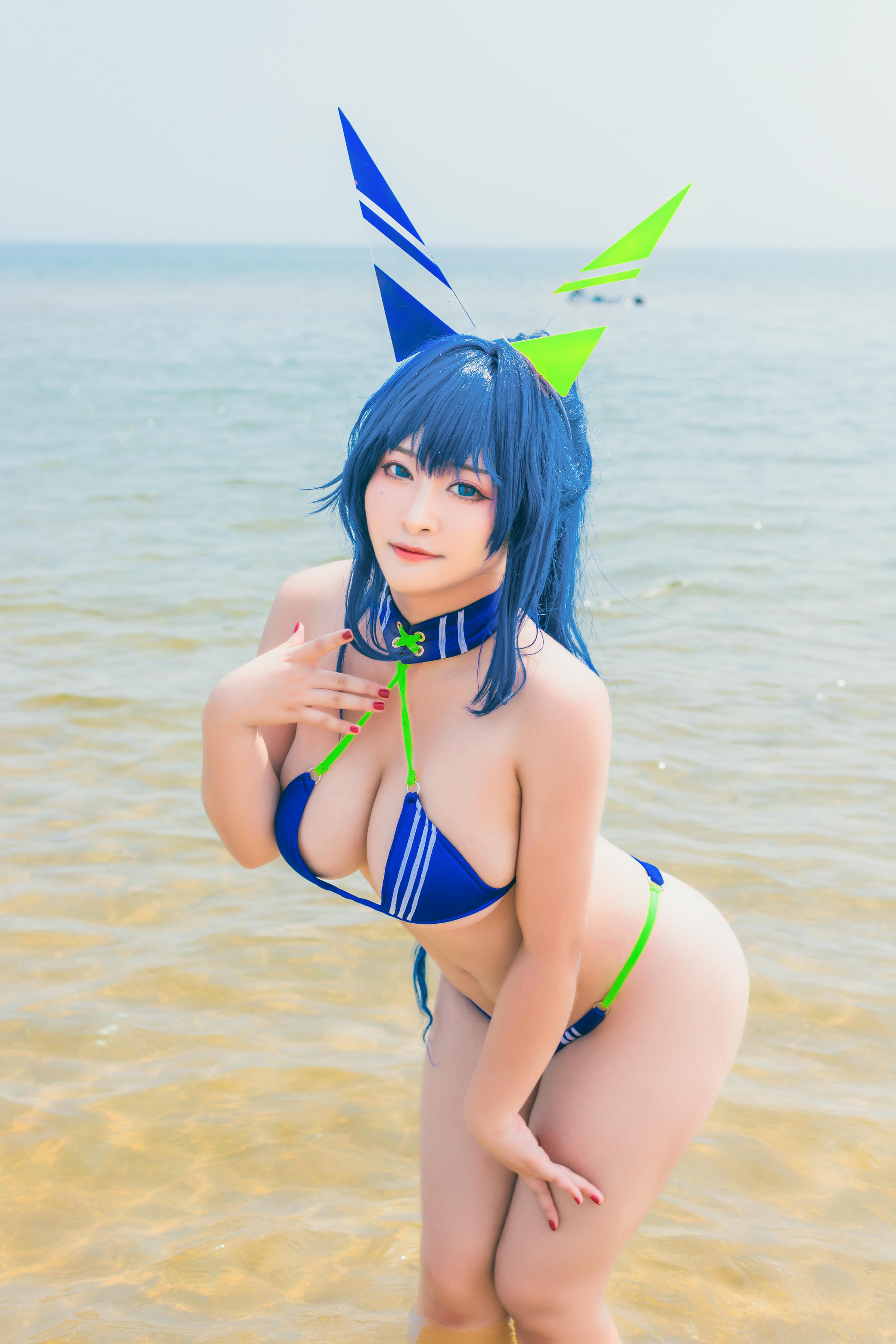 洛璃 LoLiSAMA NO.061 热恋的盛夏 花园泳装[66P-565MB]_第3集