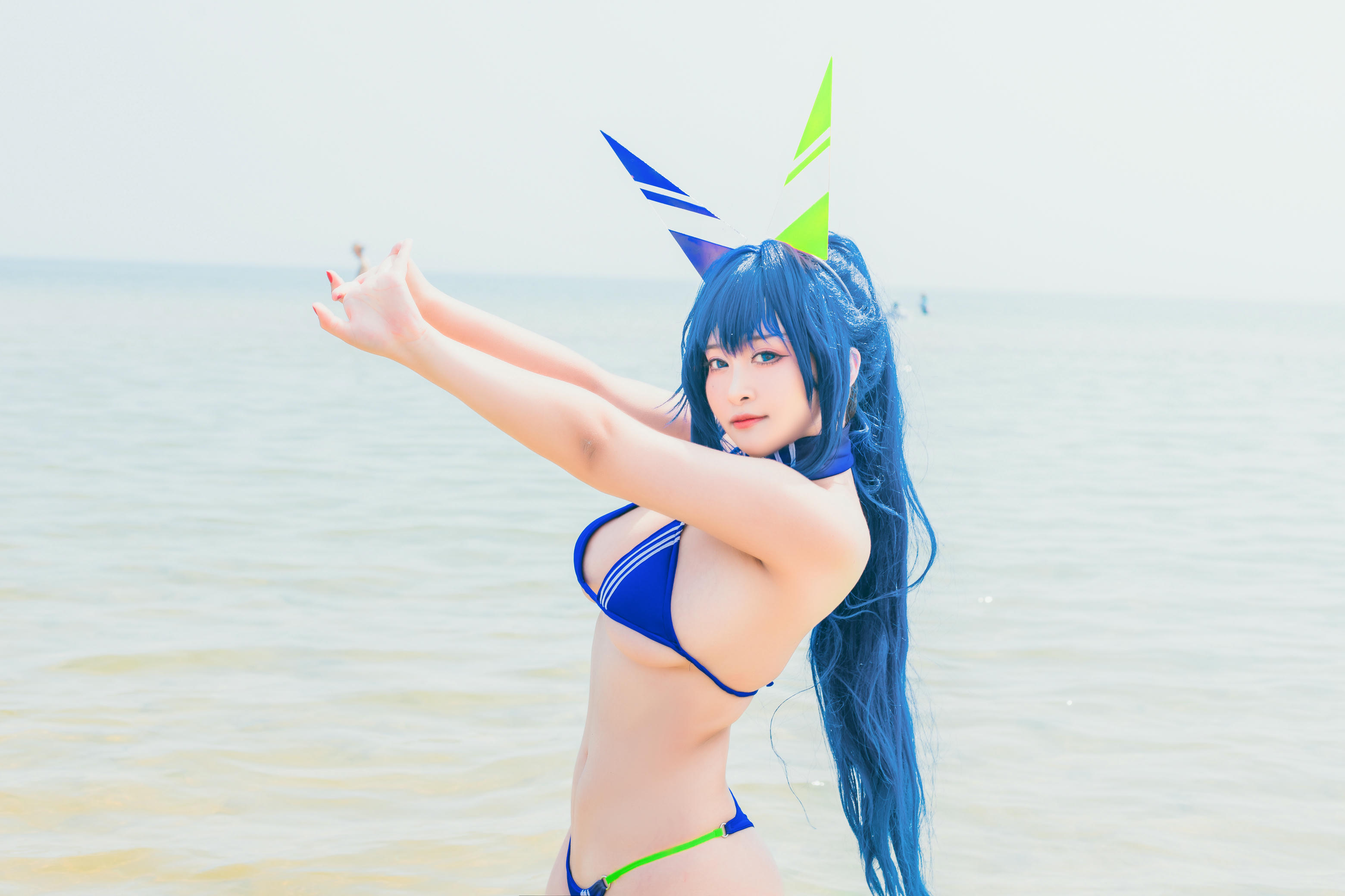 洛璃 LoLiSAMA NO.061 热恋的盛夏 花园泳装[66P-565MB]_第3集