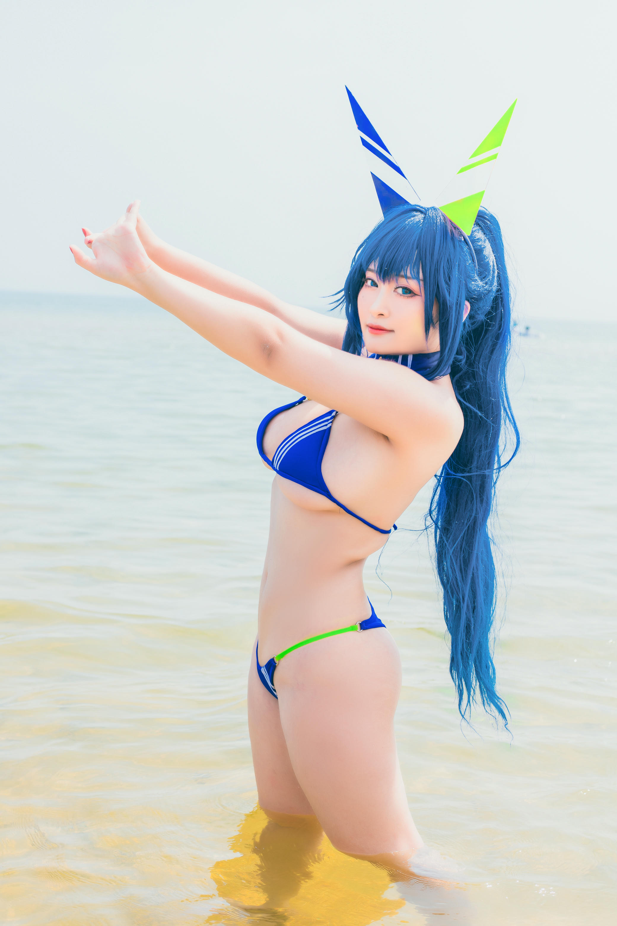 洛璃 LoLiSAMA NO.061 热恋的盛夏 花园泳装[66P-565MB]_第3集