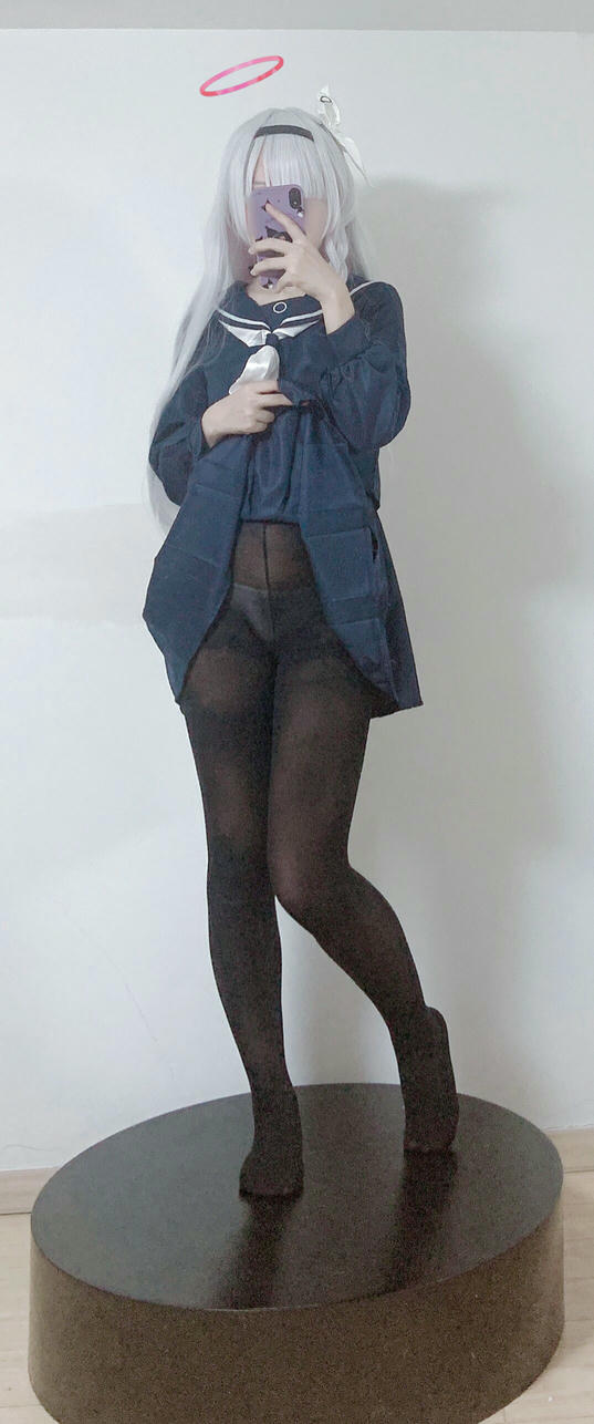 lunananya NO.001 自拍&杂图 [40P+1V-91MB]_第1集