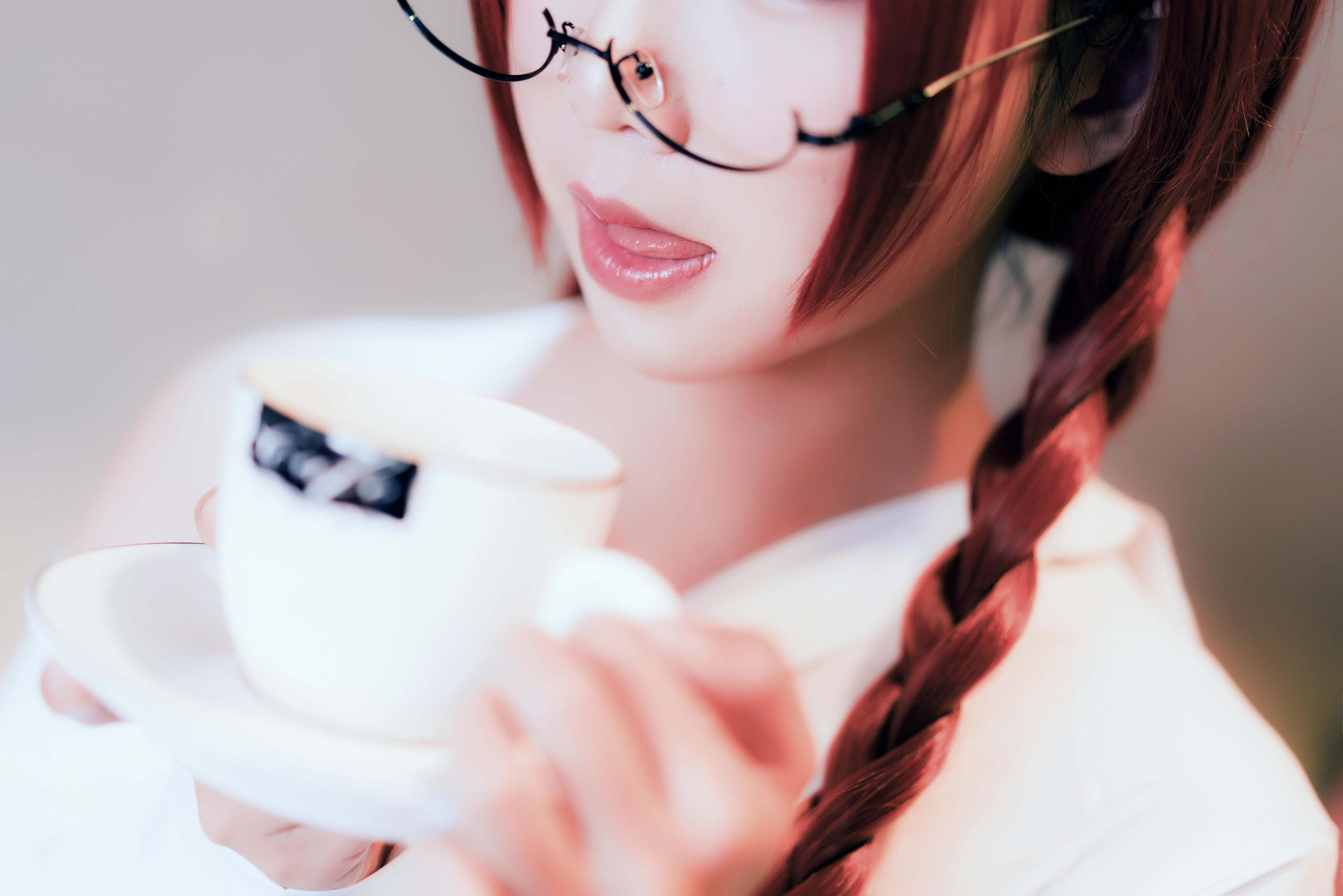 Coser面饼仙儿 NO.010 小女友2 [33P-787MB]_第1集