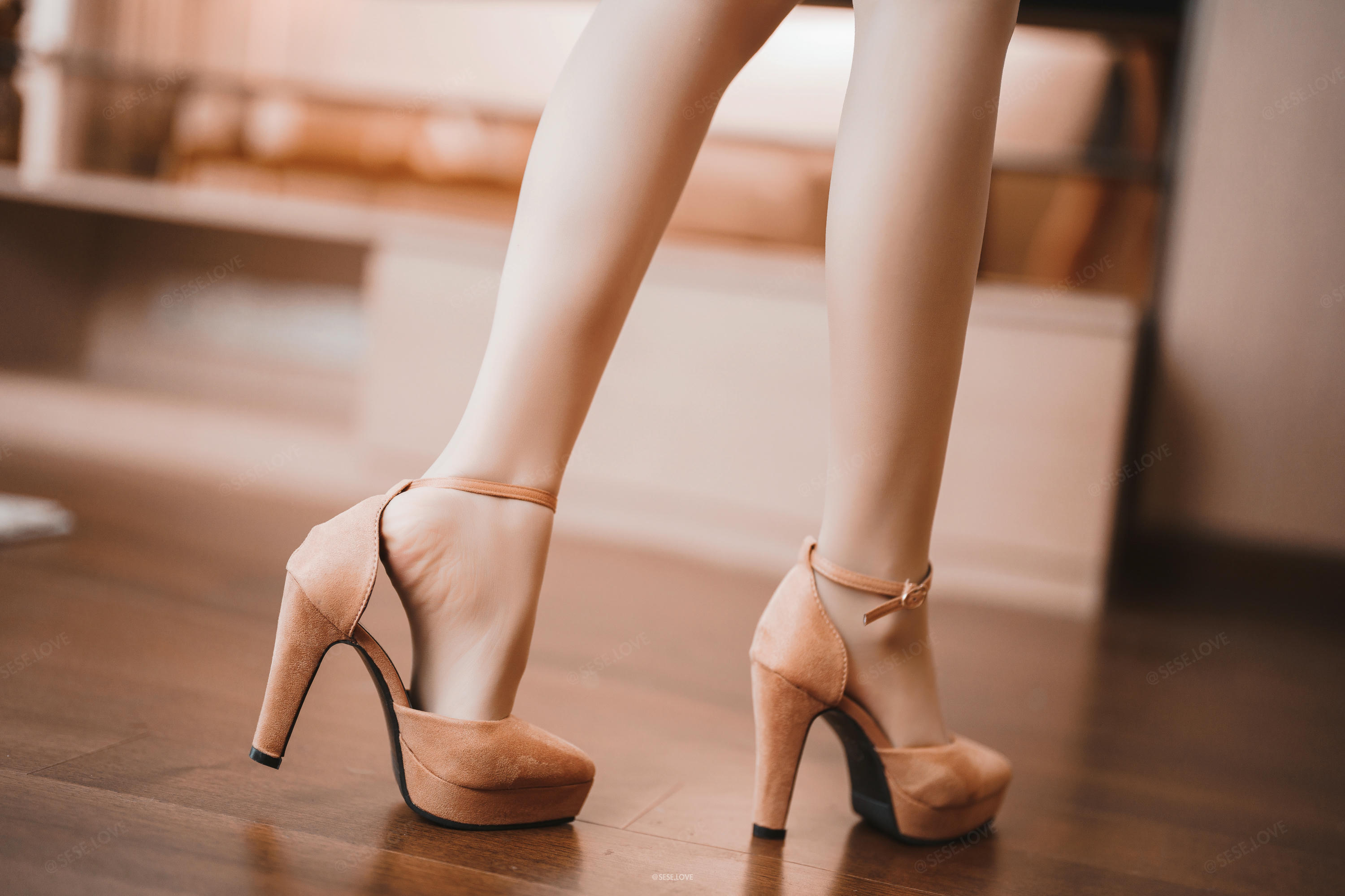 面饼仙儿 NO.120 后辈篇 [43P-529MB]_第1集