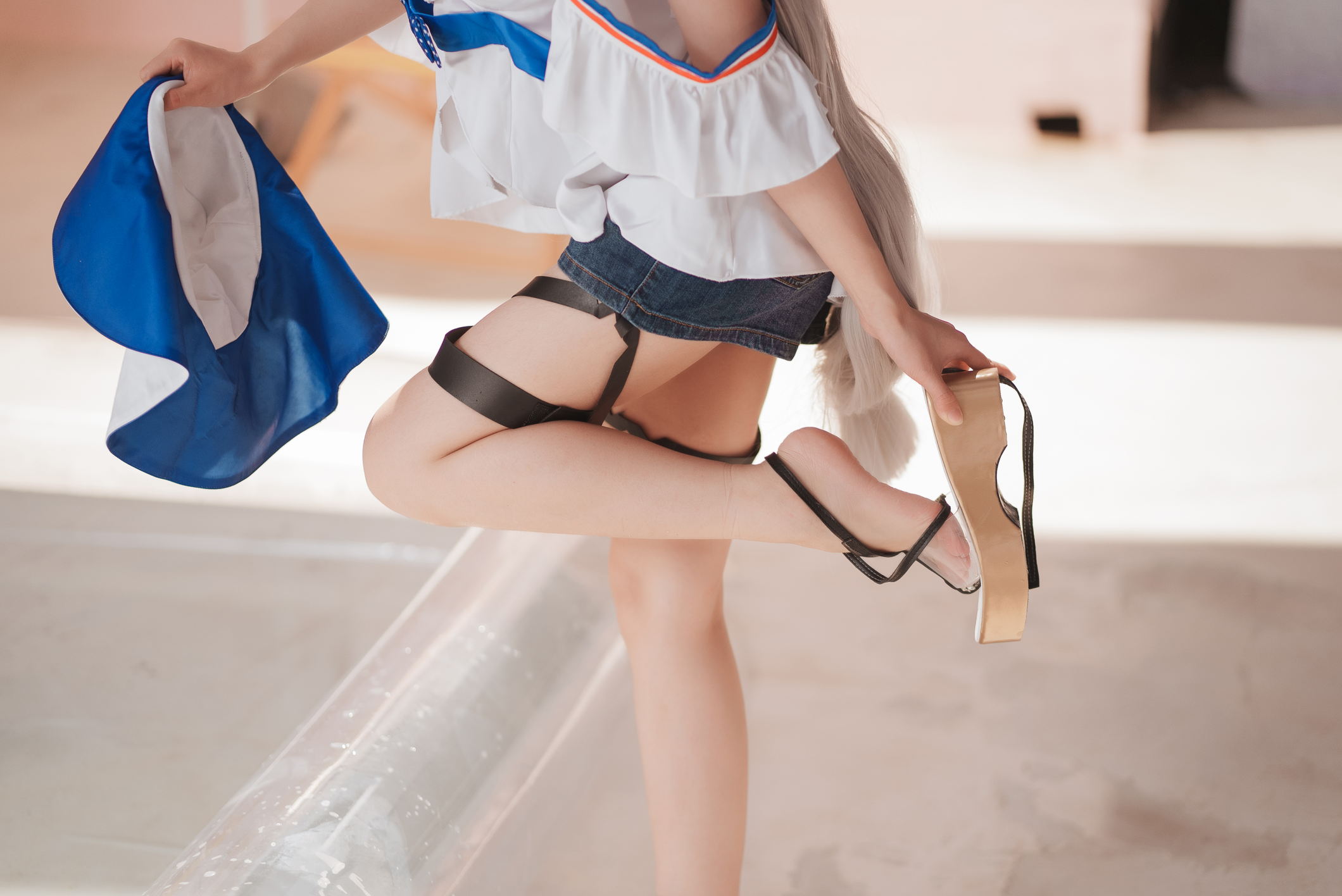 面饼仙儿 NO.128 斯卡蒂泳装 [18P／190MB]_第1集