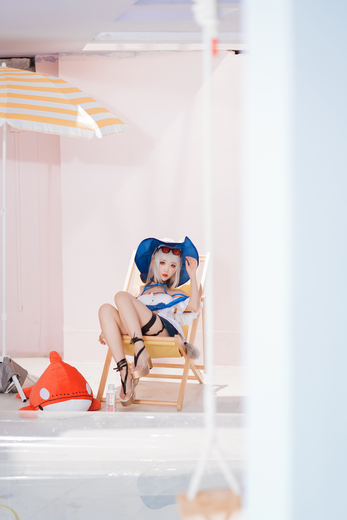 面饼仙儿 NO.128 斯卡蒂泳装 [18P／190MB]_第1集