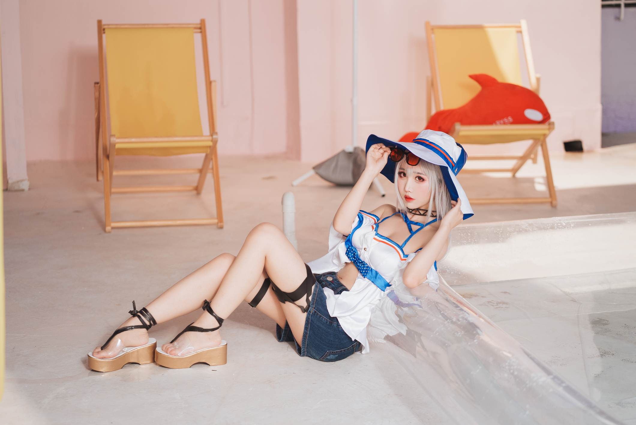 面饼仙儿 NO.128 斯卡蒂泳装 [18P／190MB]_第1集