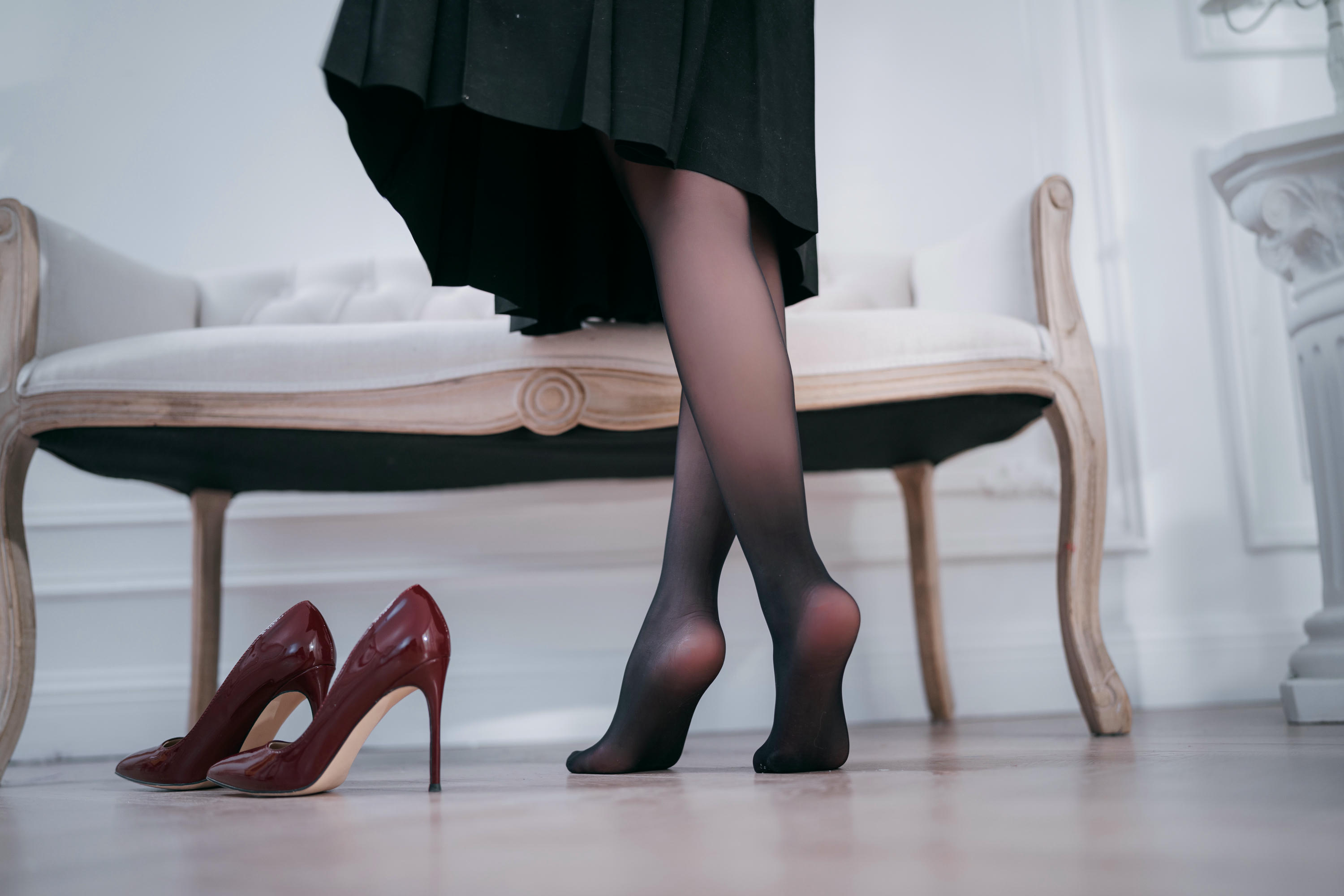 面饼仙儿 NO.138 红高跟女仆[30P-248.2M]_第2集