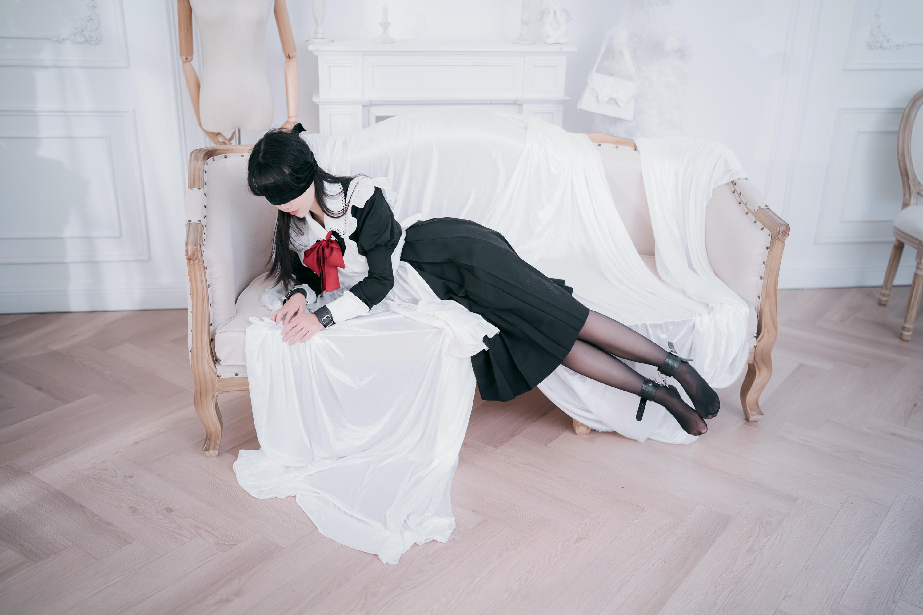 面饼仙儿 NO.138 红高跟女仆[30P-248.2M]_第2集