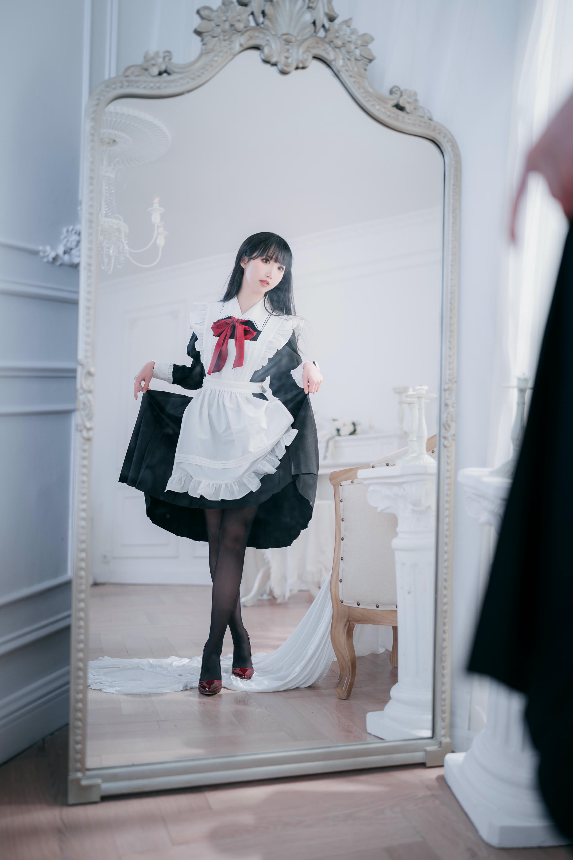 面饼仙儿 NO.138 红高跟女仆[30P-248.2M]_第1集