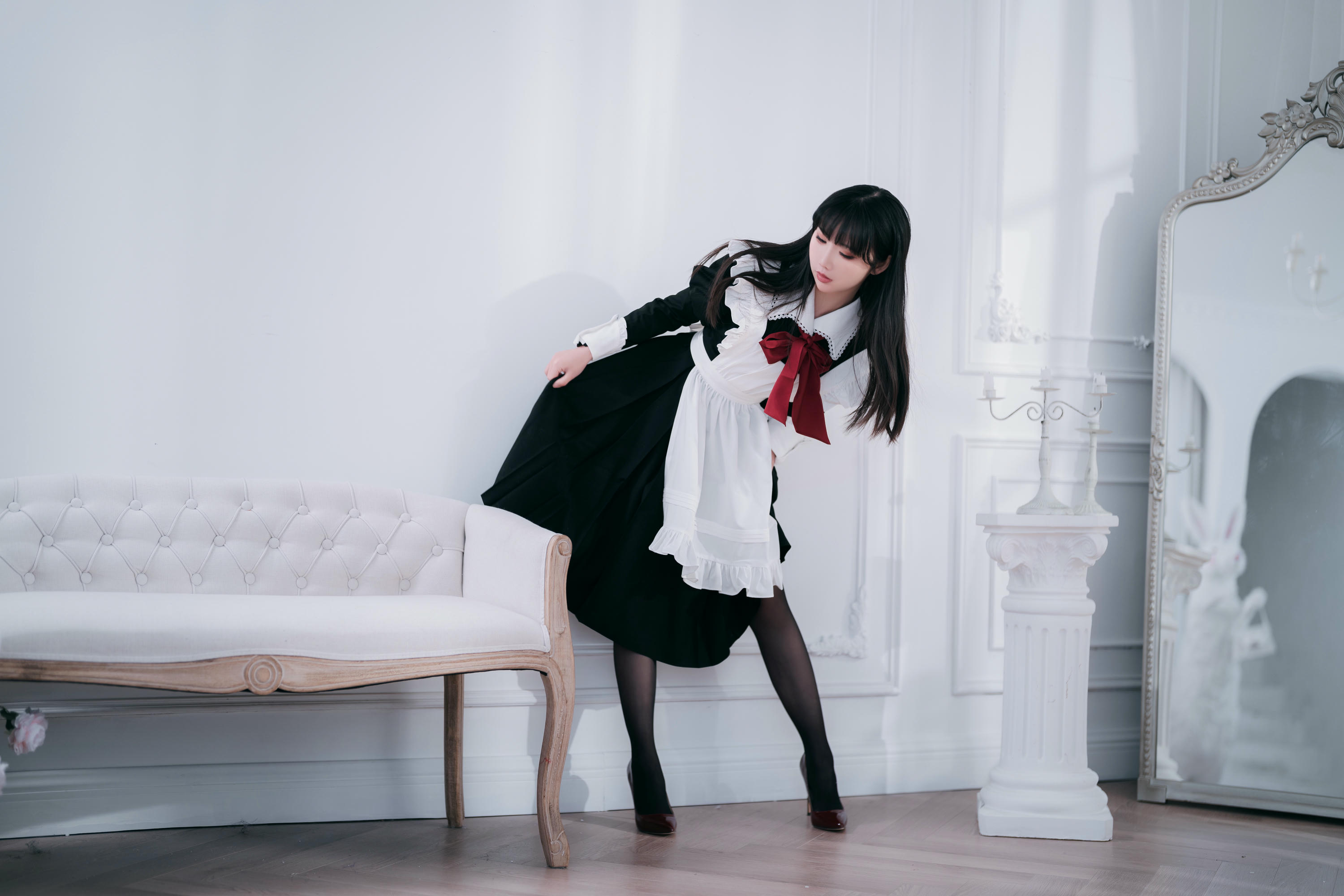 面饼仙儿 NO.138 红高跟女仆[30P-248.2M]_第1集