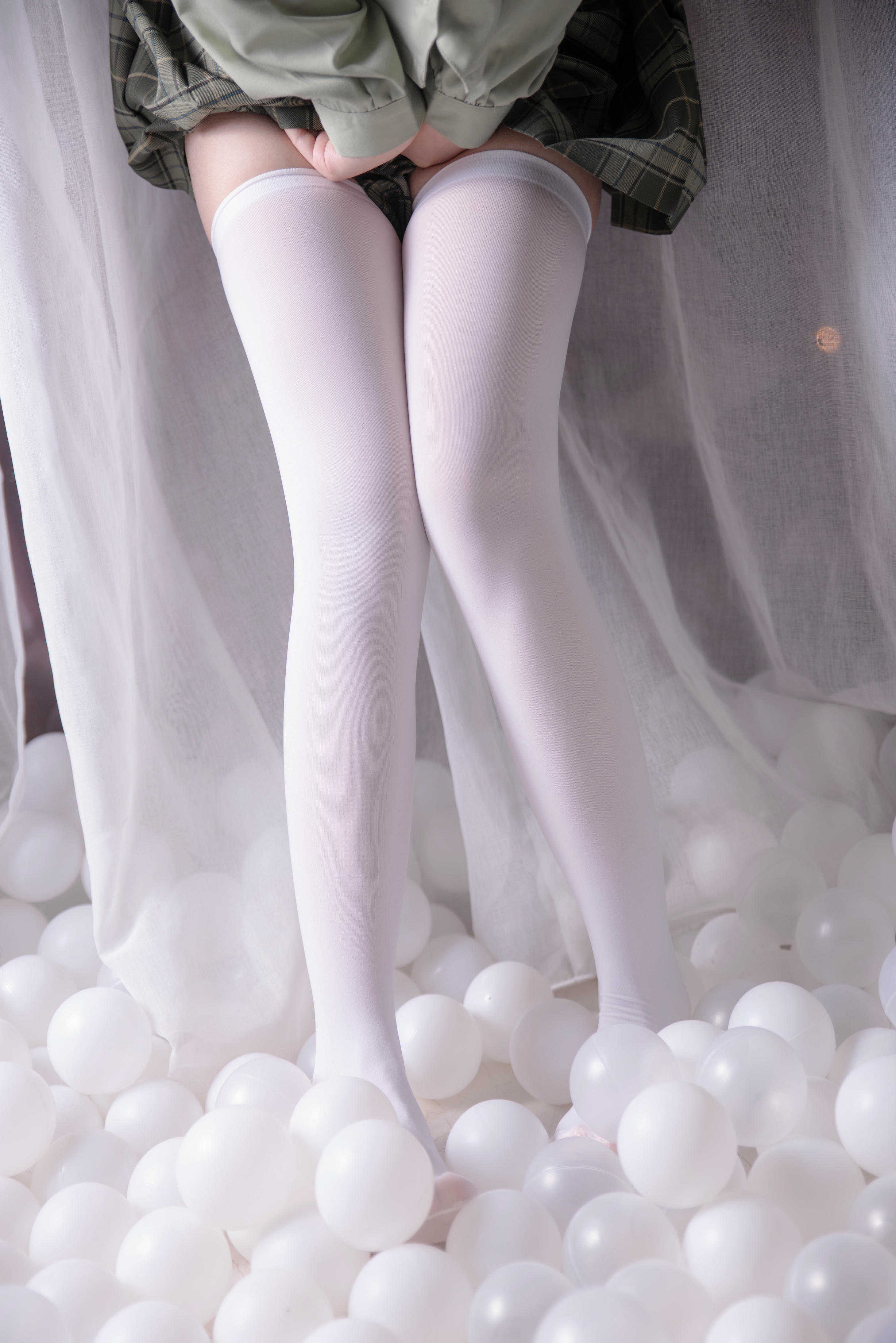 Coser面饼仙儿 NO.065 纯腿福利 [43P-586MB]_第2集