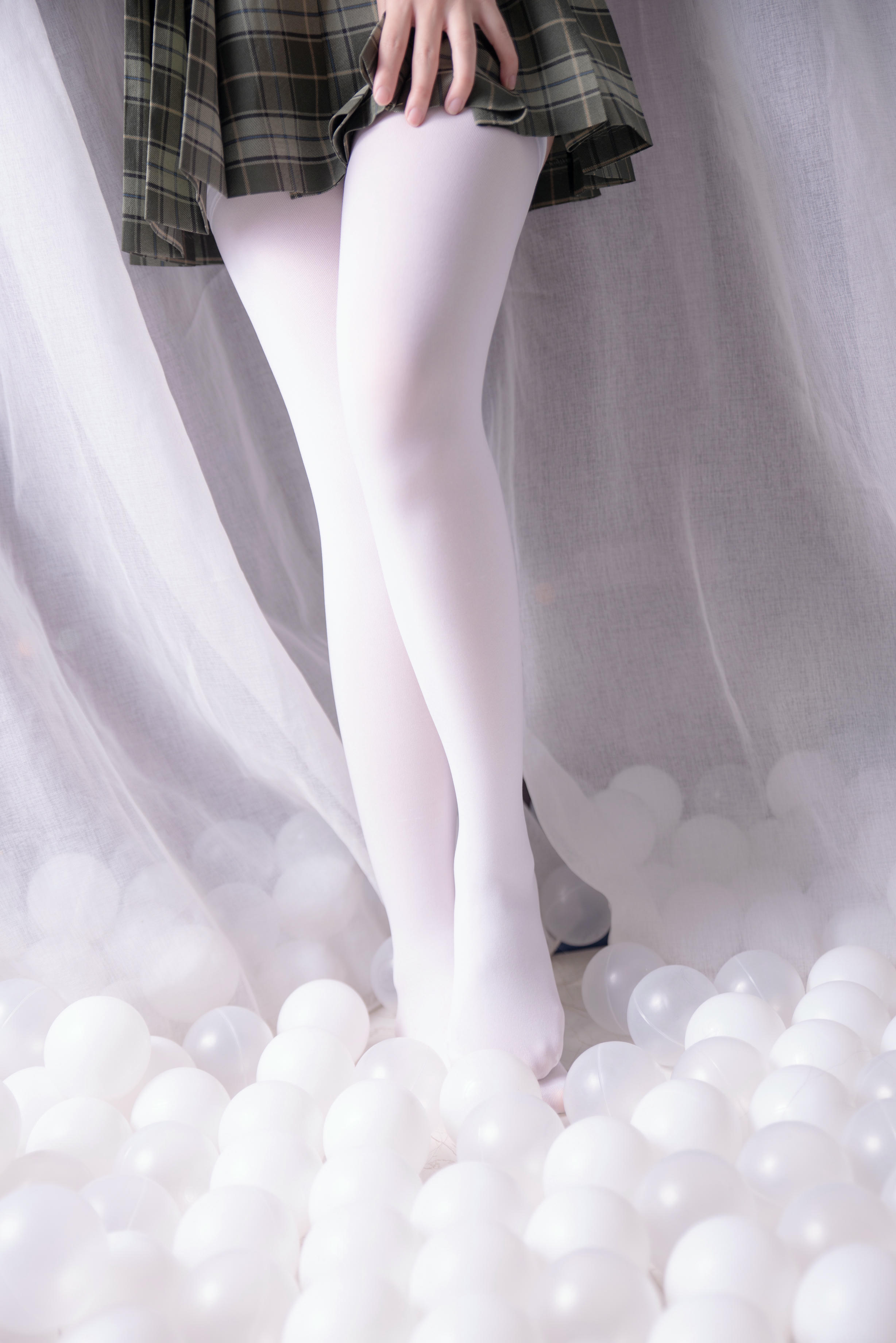 Coser面饼仙儿 NO.065 纯腿福利 [43P-586MB]_第2集