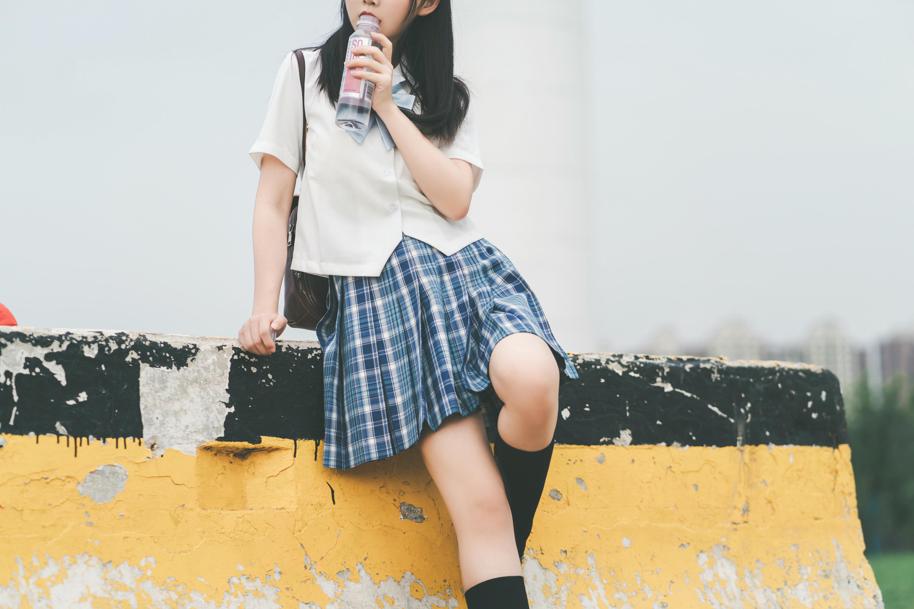 Coser面饼仙儿 NO.085 沙雕JK [22P-181MB]_第1集