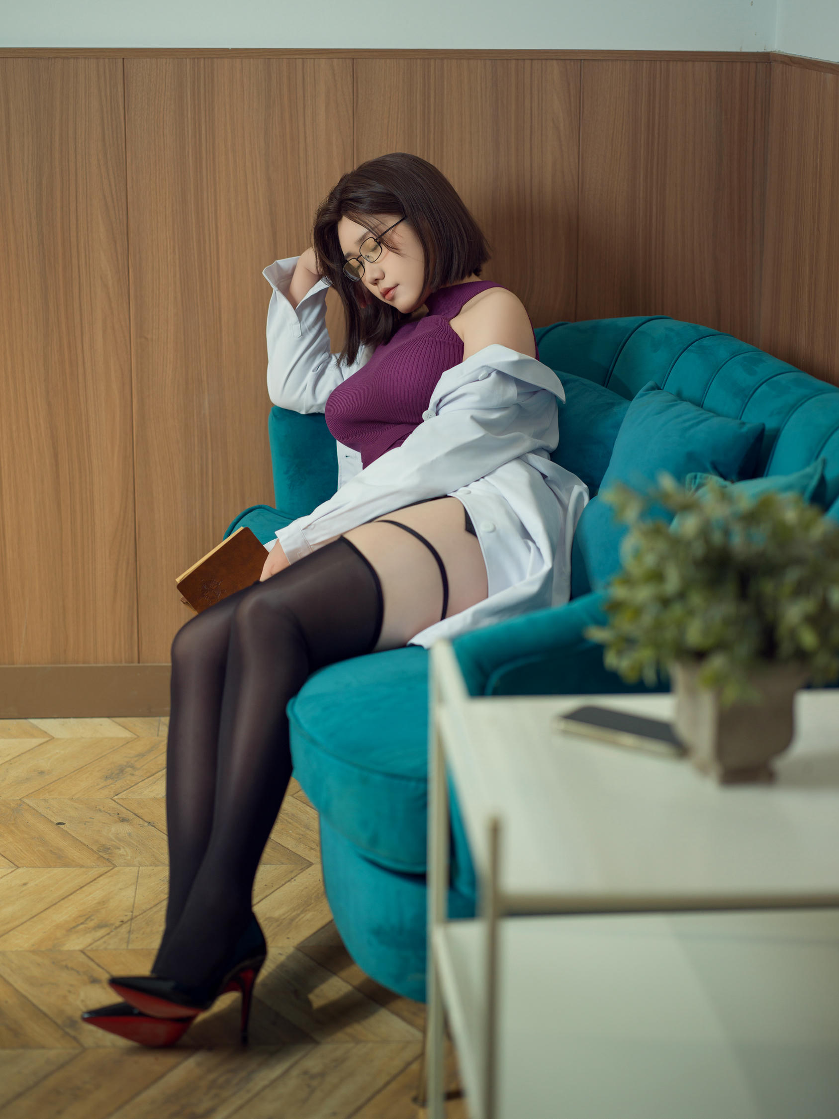 麻花酱 NO.089 比基尼女仆+医生 [72P2V-825MB]-医生_第1集