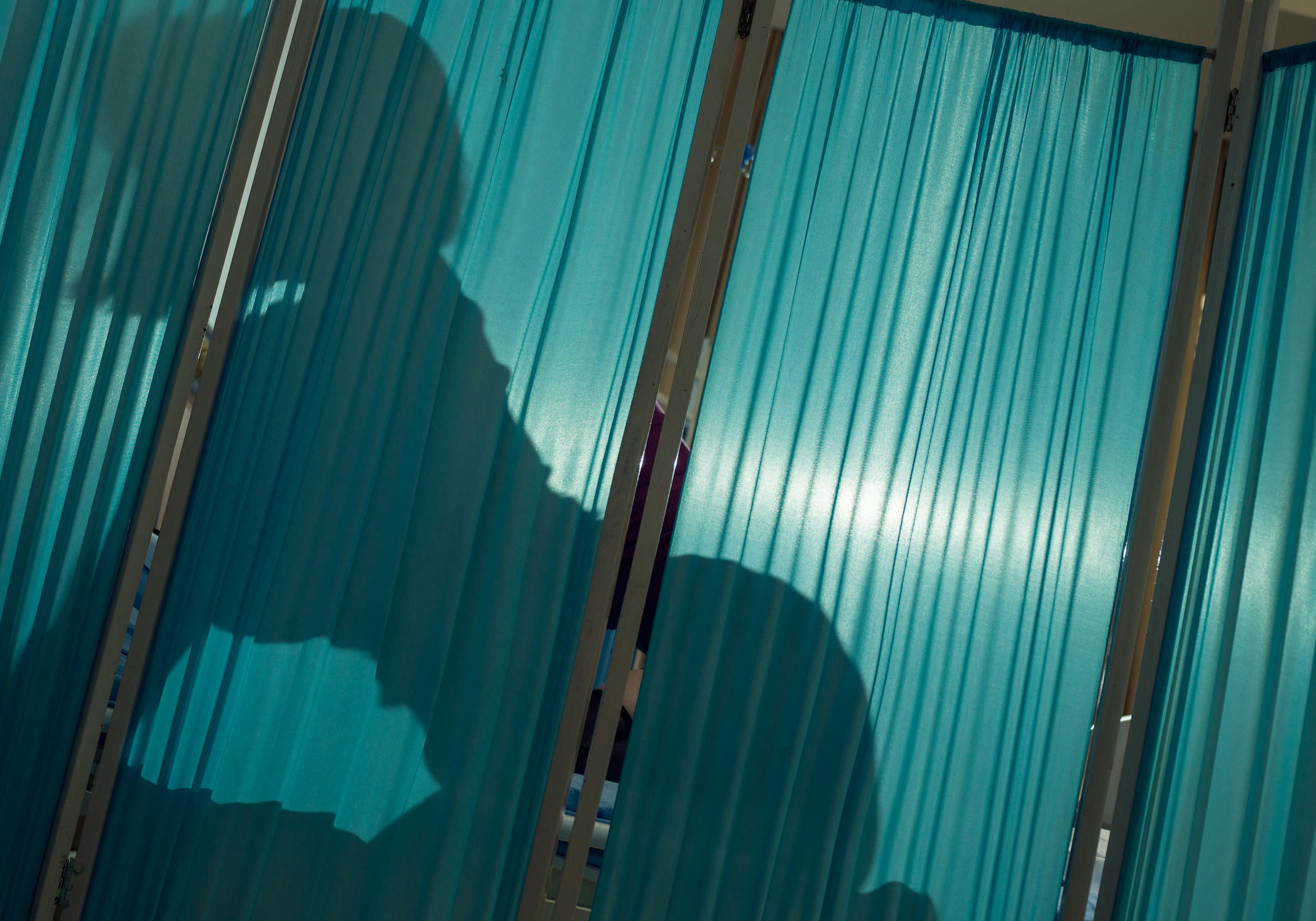 麻花酱 NO.089 比基尼女仆+医生 [72P2V-825MB]-医生_第2集