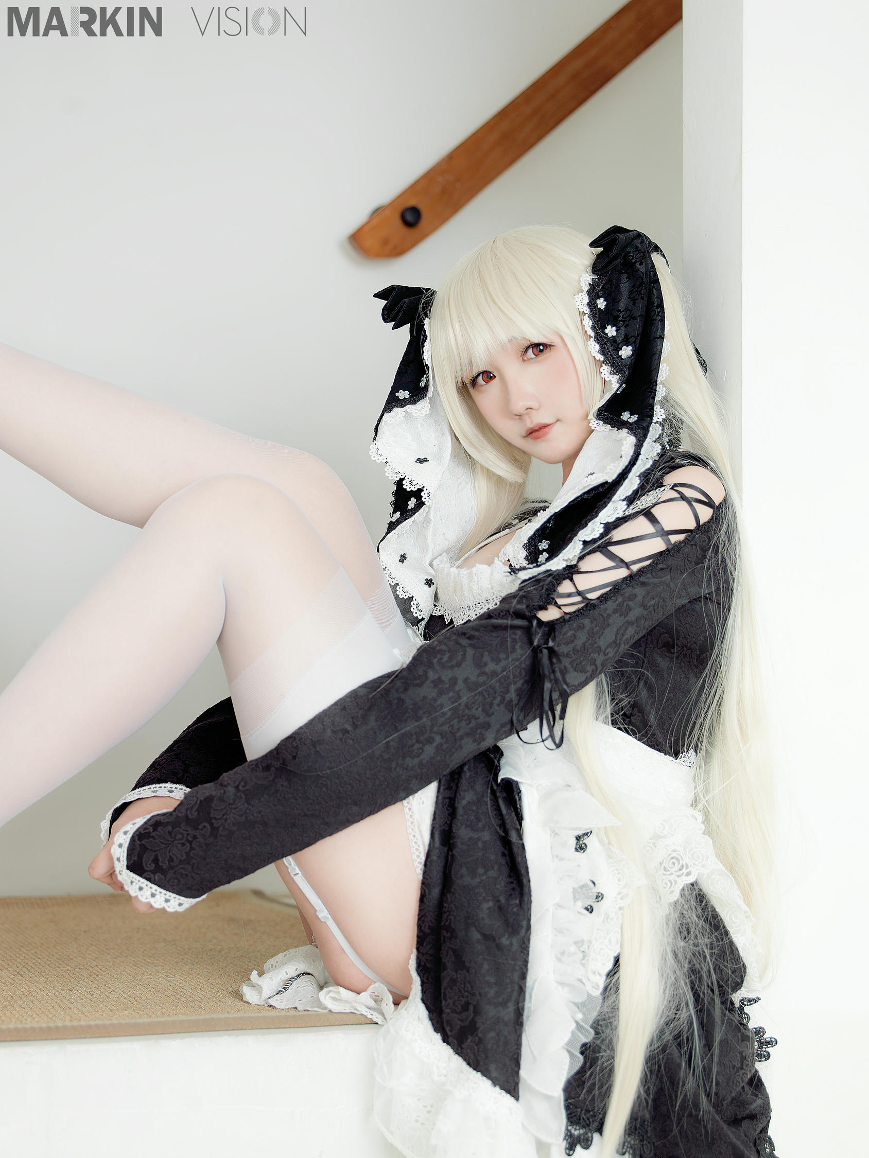 麻花酱 NO.092 可畏泳装+女仆[30P 306M]_第1集