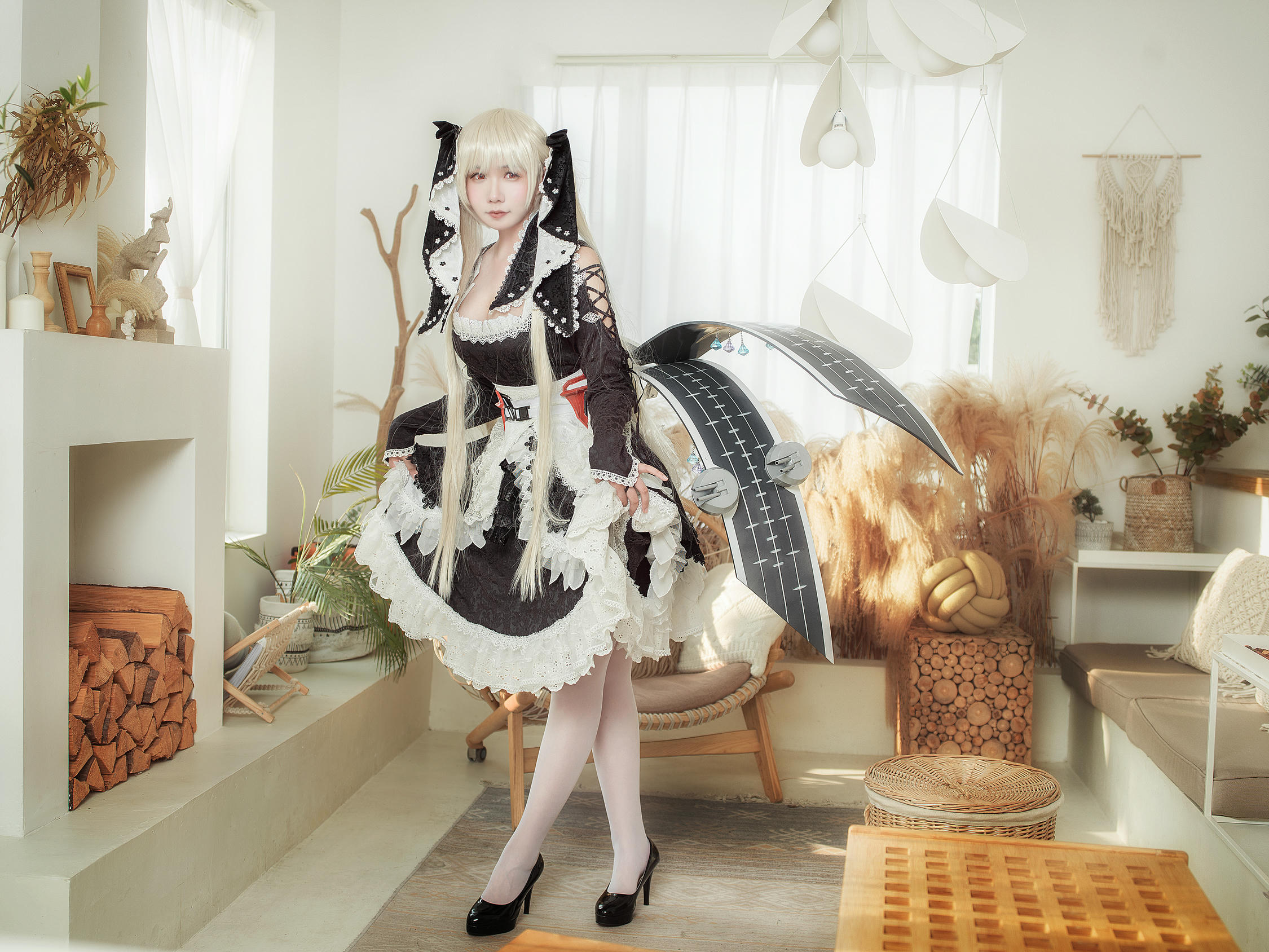 麻花酱 NO.092 可畏泳装+女仆[30P 306M]_第1集