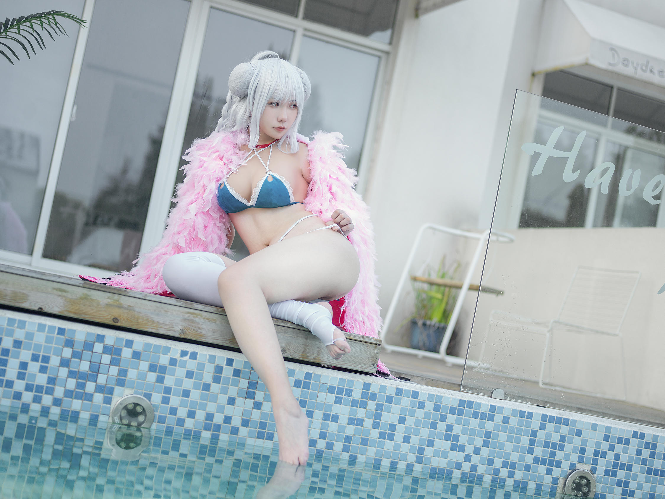 麻花酱 NO.092 可畏泳装+女仆[30P 306M]_第2集