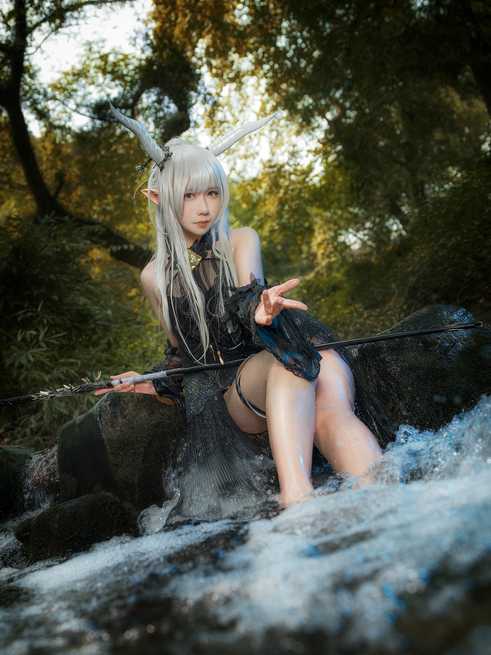 麻花酱 NO.094 明日方舟 闪灵泳装[20P 254.9M]_第1集