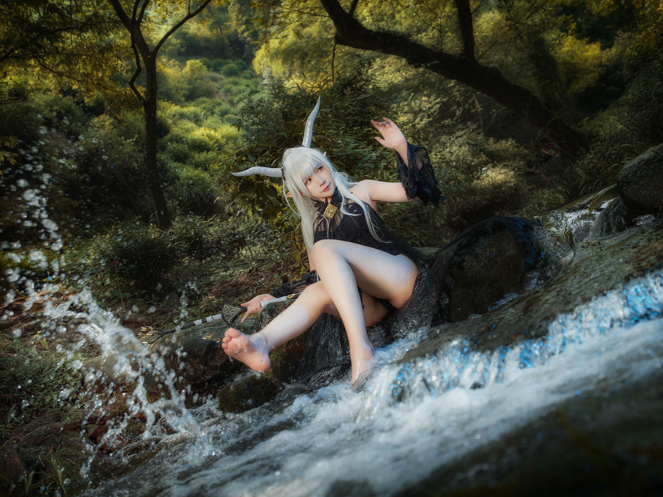 麻花酱 NO.094 明日方舟 闪灵泳装[20P 254.9M]_第1集