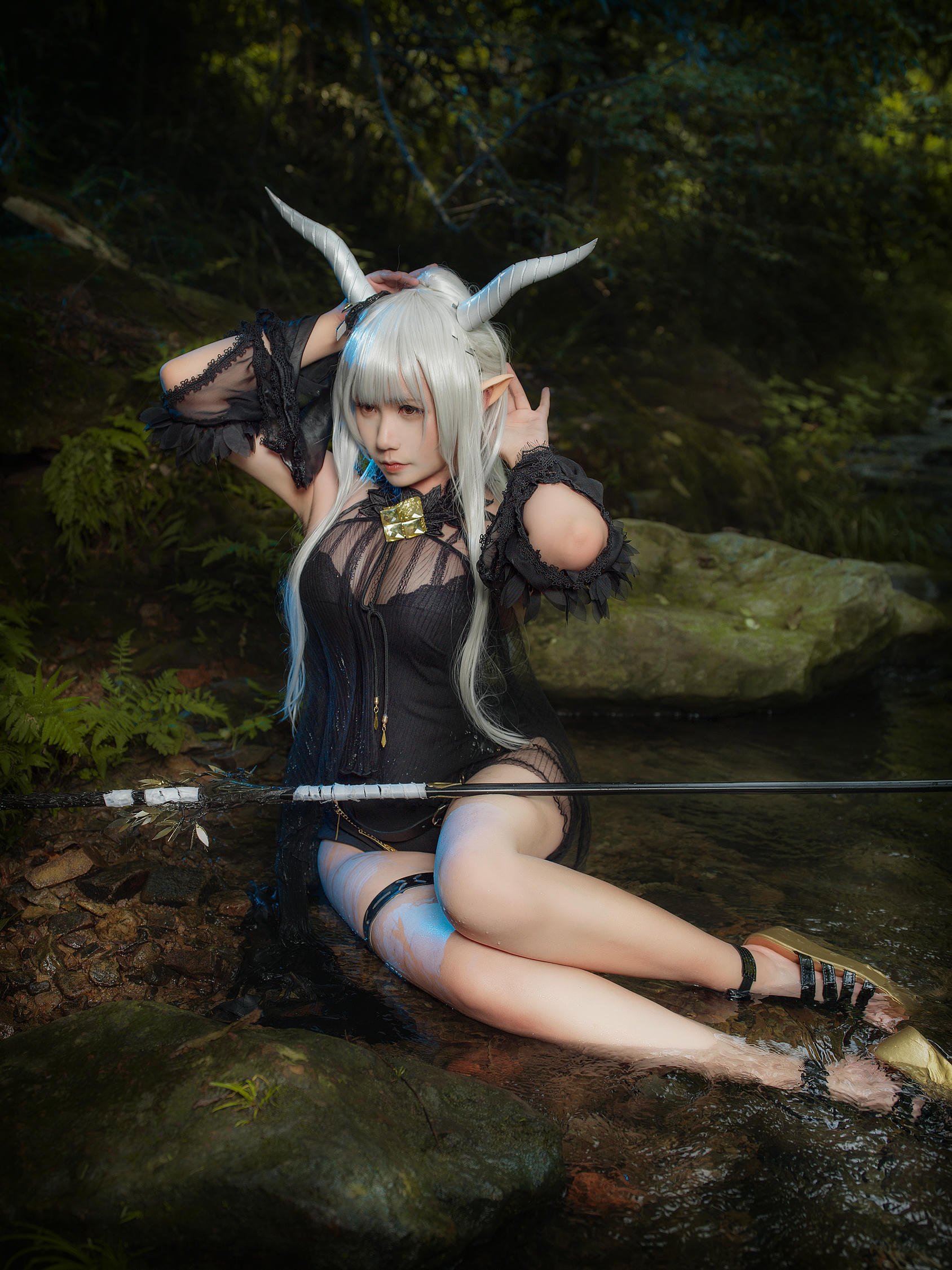 麻花酱 NO.094 明日方舟 闪灵泳装[20P 254.9M]_第1集