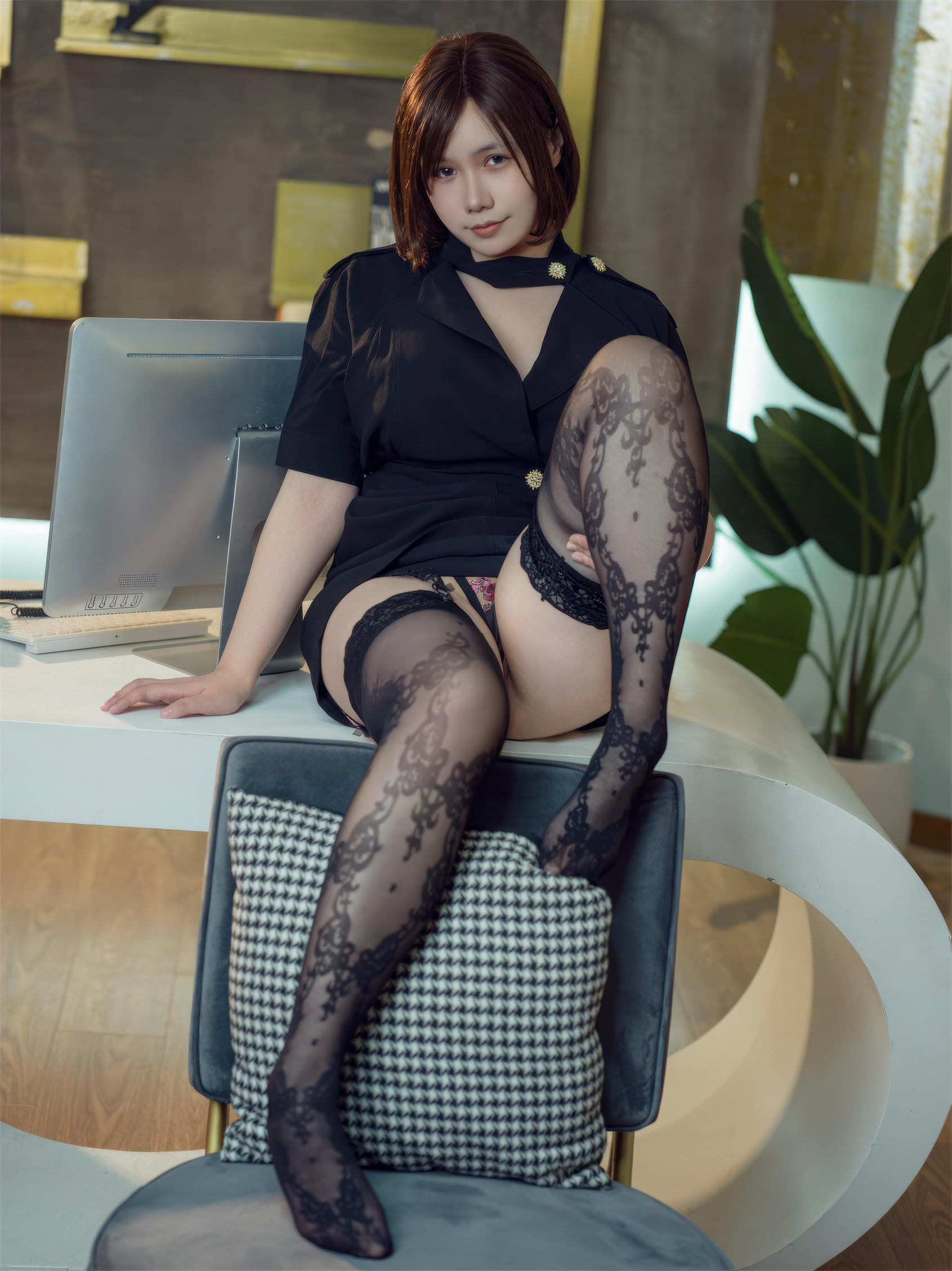 麻花酱 NO.073 OL办公室女上司 [42P2V-422MB]_第2集