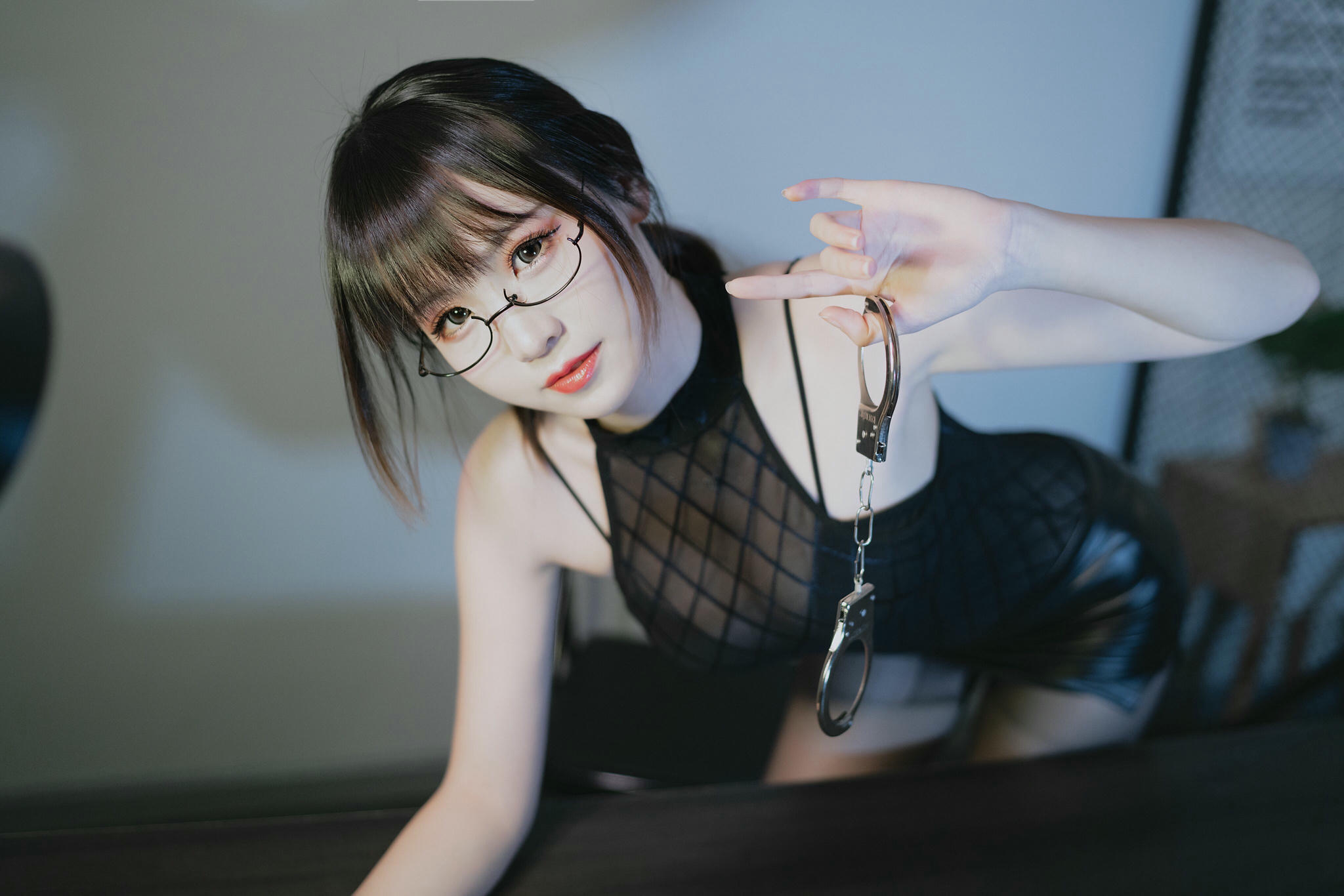 miko酱ww NO.010 坏女人 [13P 11MB]_第1集