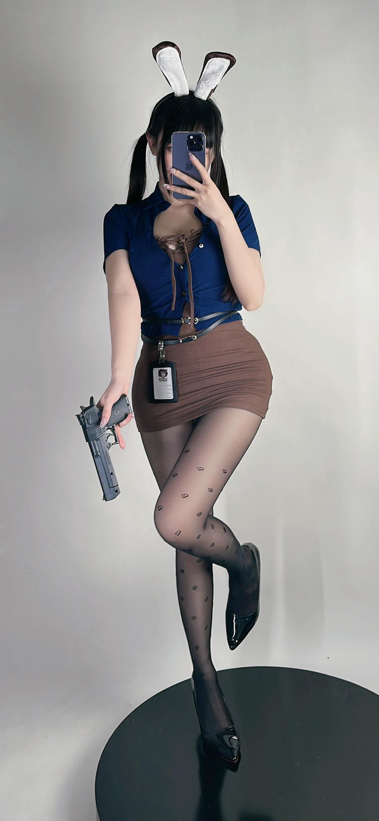 miko酱ww NO.069 23年07月订阅[188P-375.9M]-兔兔女警 [12P-92.8MB]_第1集