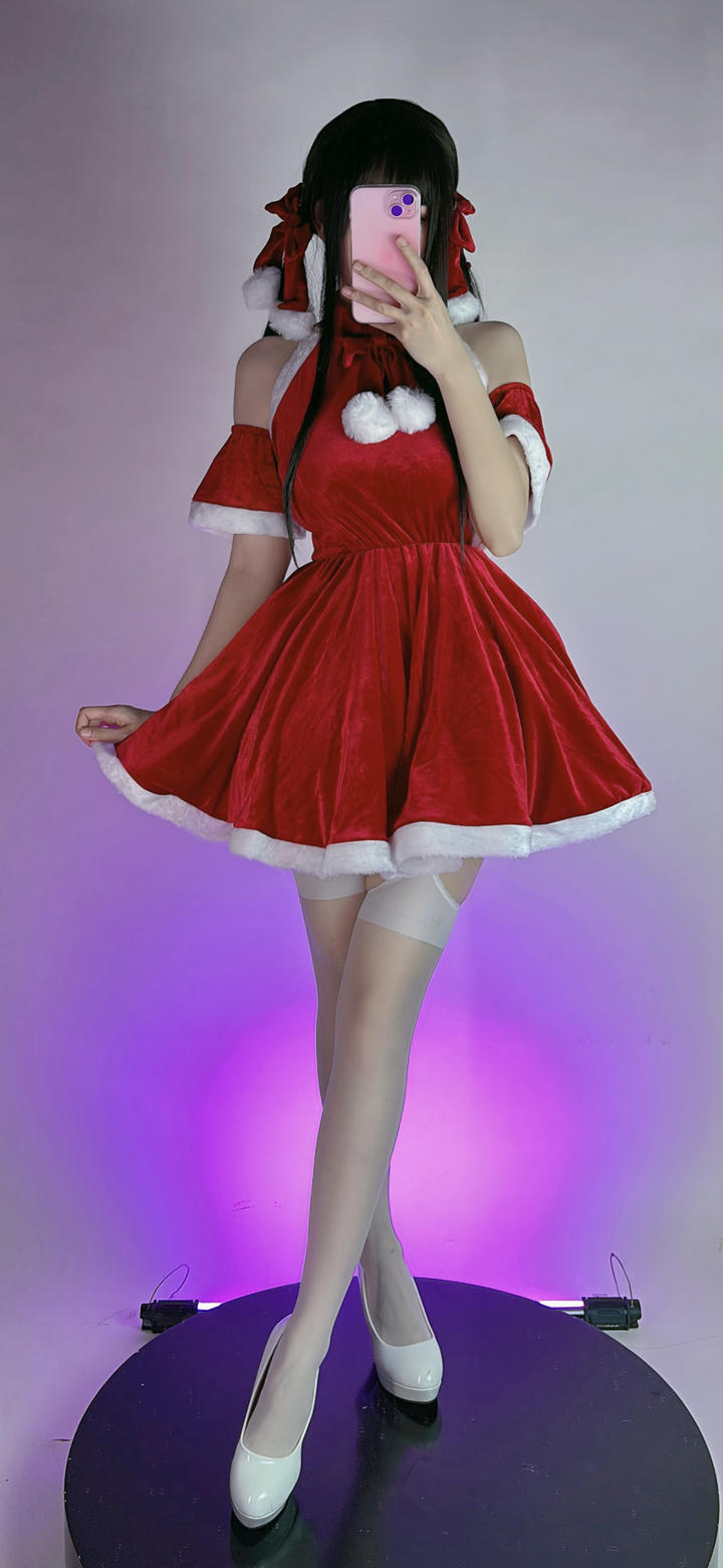 miko酱ww NO.074 23年11月订阅 148P [220.58 MB]-圣诞战袍 [12P]_第1集