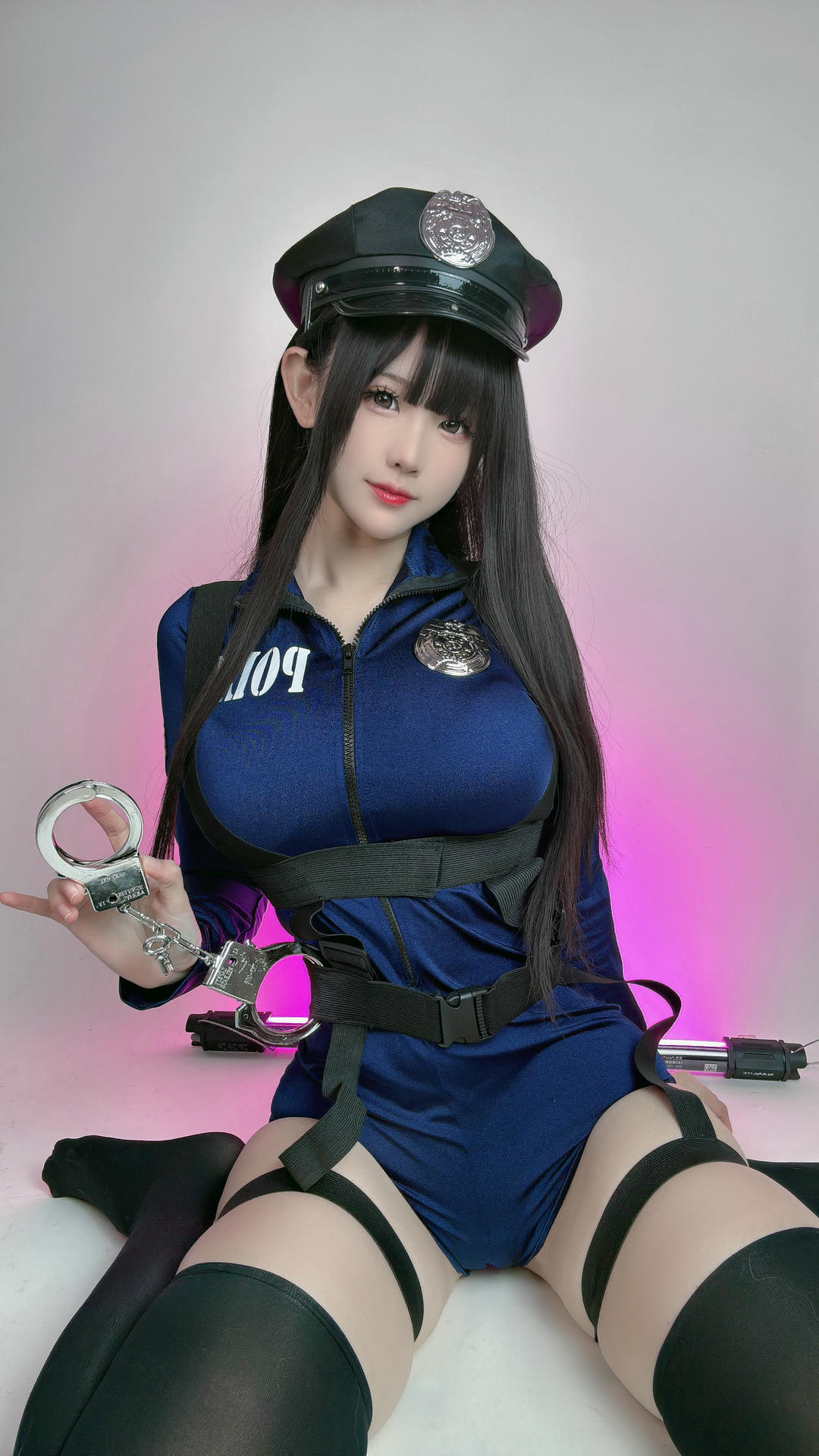 miko酱ww NO.074 23年11月订阅 148P [220.58 MB]-女警 [9P]_第1集