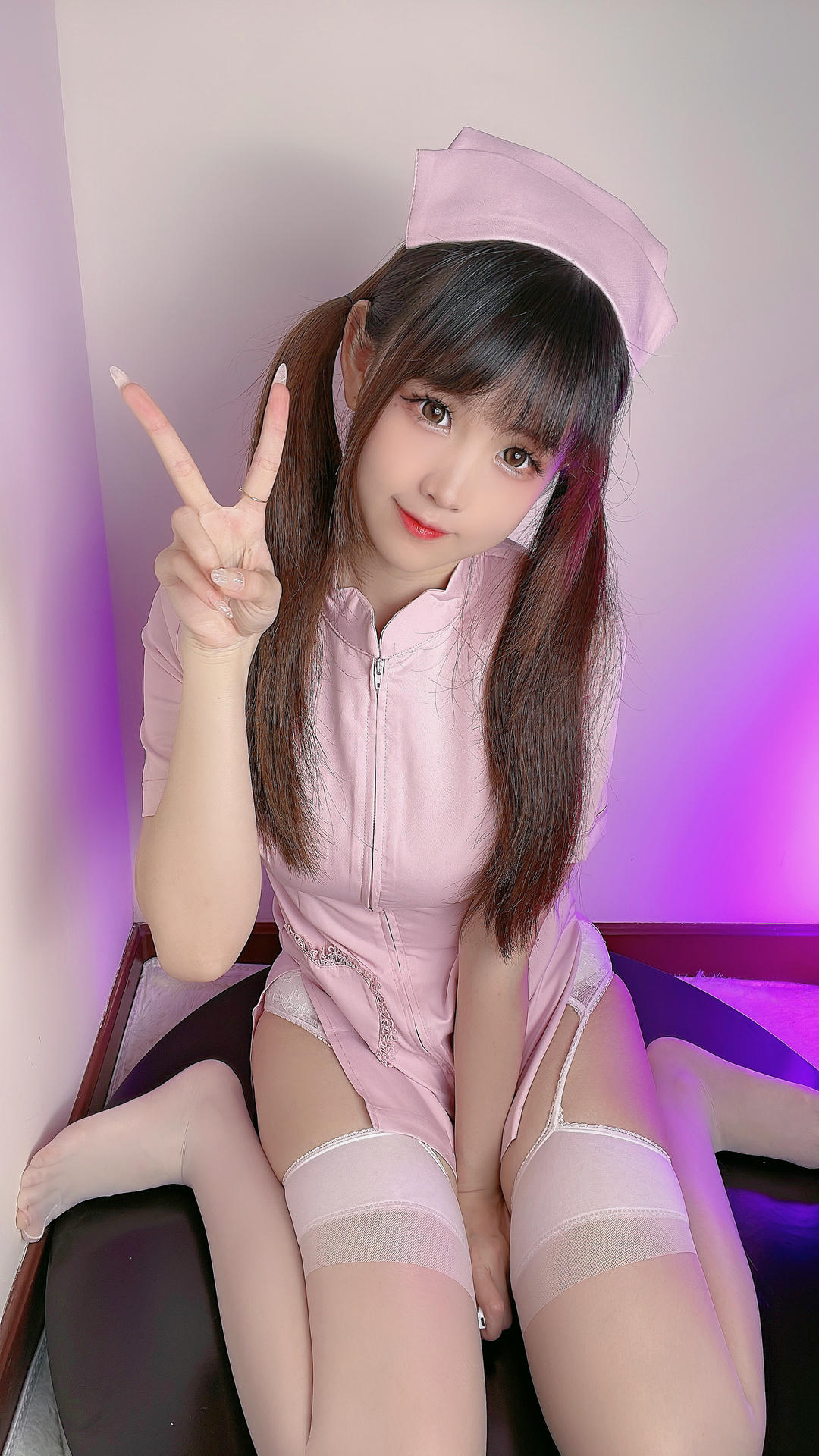 miko酱ww NO.014 护士姐姐 [27P1V-251MB]_第1集