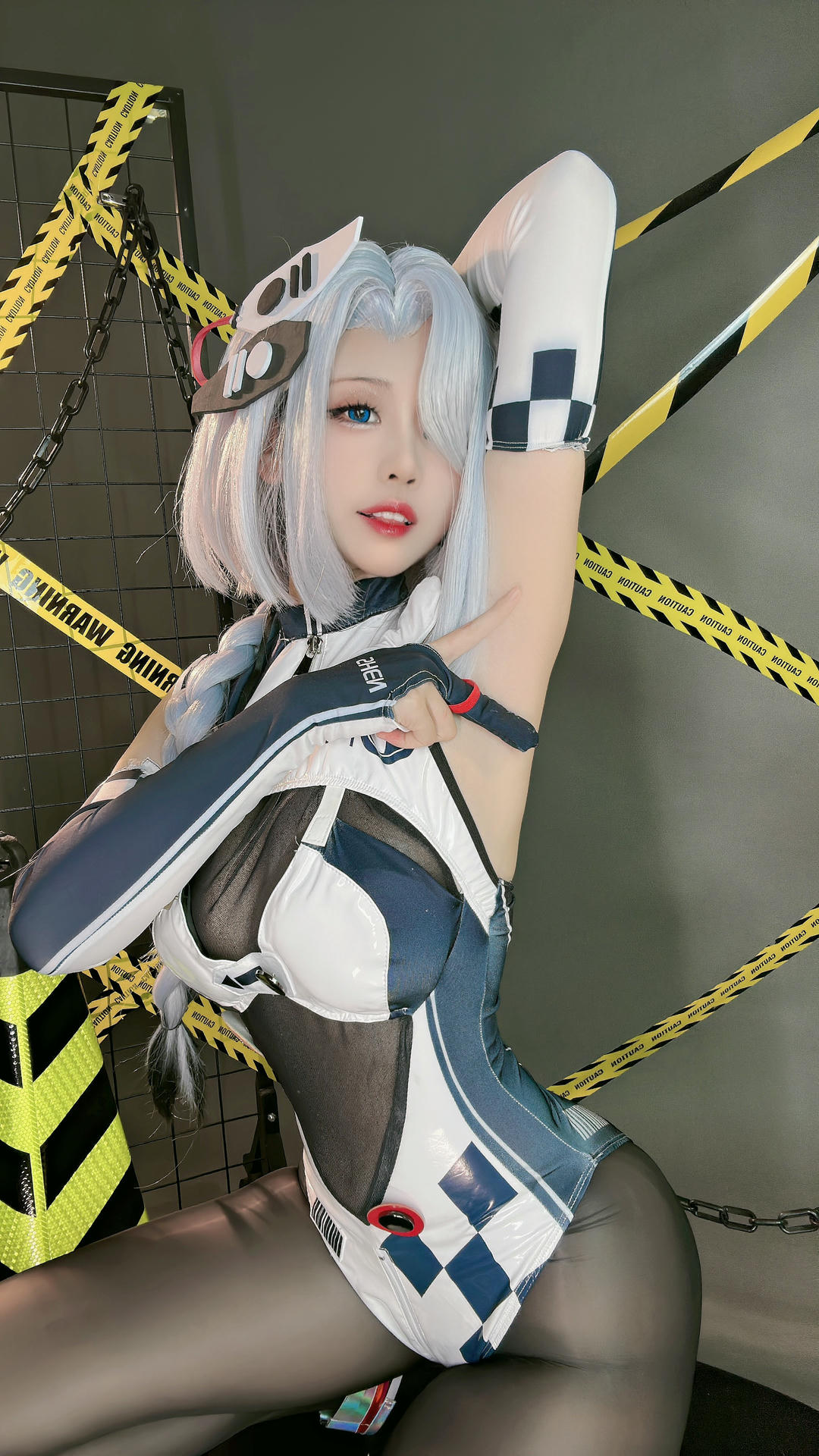 miko酱ww NO.075 2023年10月订阅 201P [272.03 MB]-申鹤赛车 [9P]_第1集