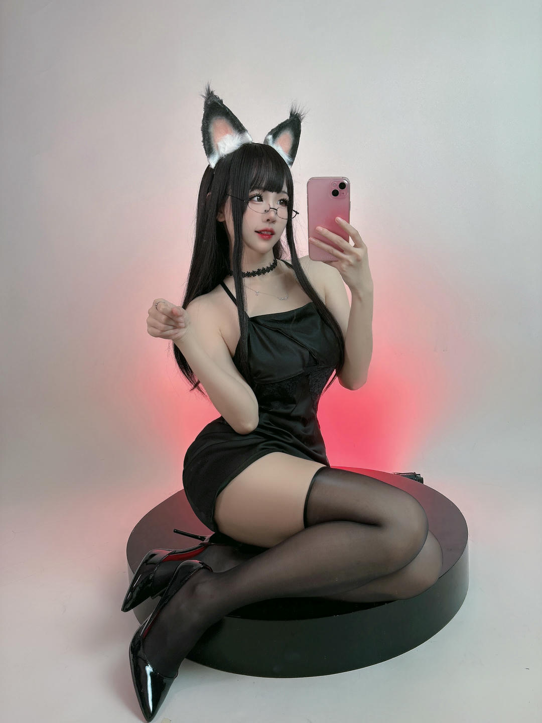 miko酱ww NO.075 2023年10月订阅 201P [272.03 MB]-黑色猫猫 [9P]_第1集