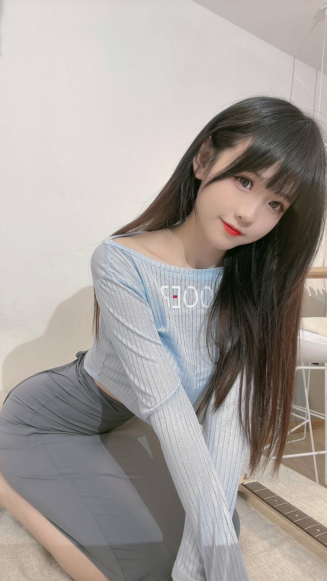 miko酱ww NO.002 温泉 – 吉他妹妹[39P370MB]_第2集