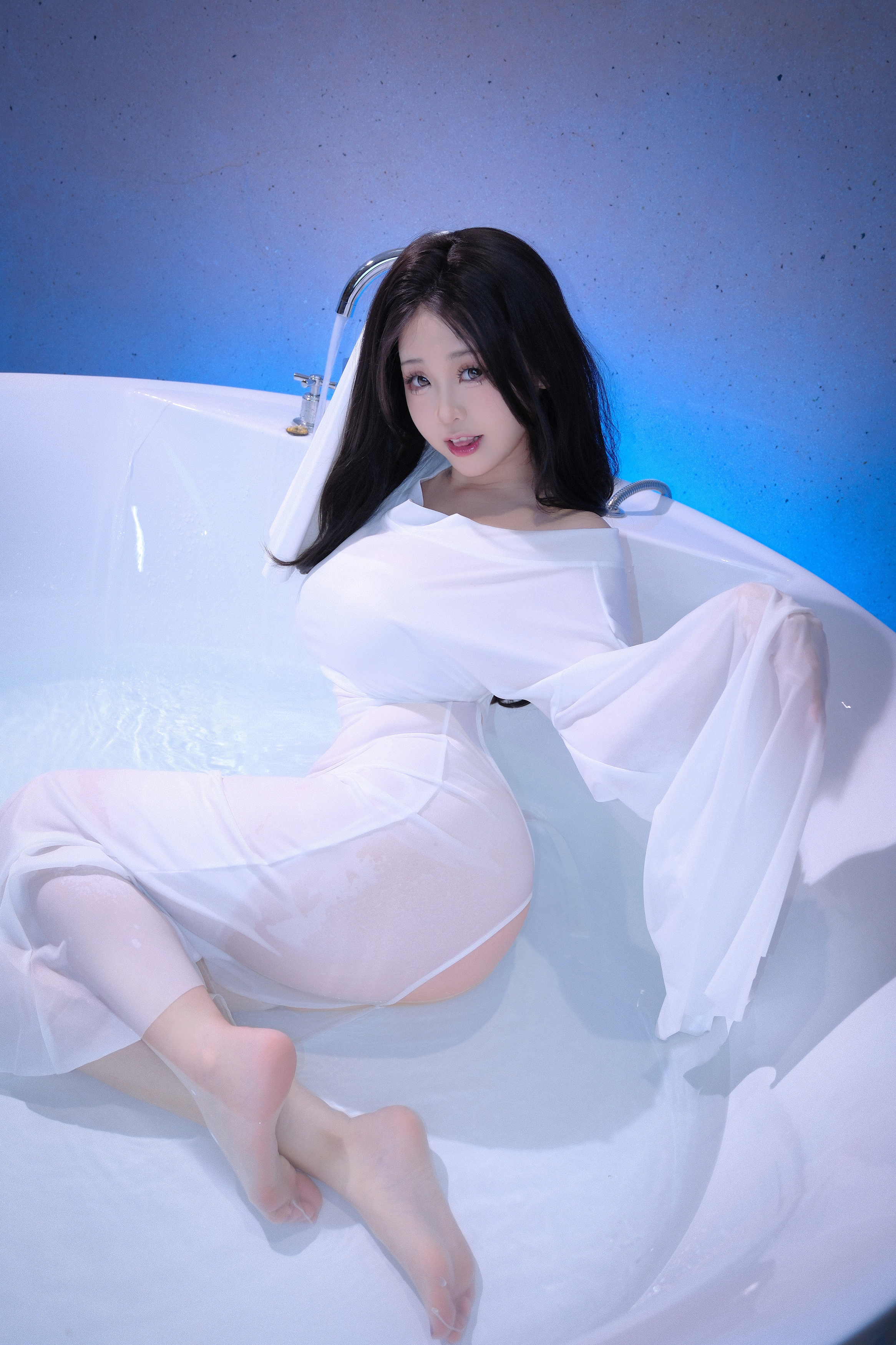 miko酱ww NO.084 幽灵 [43P 1.71GB]_第1集