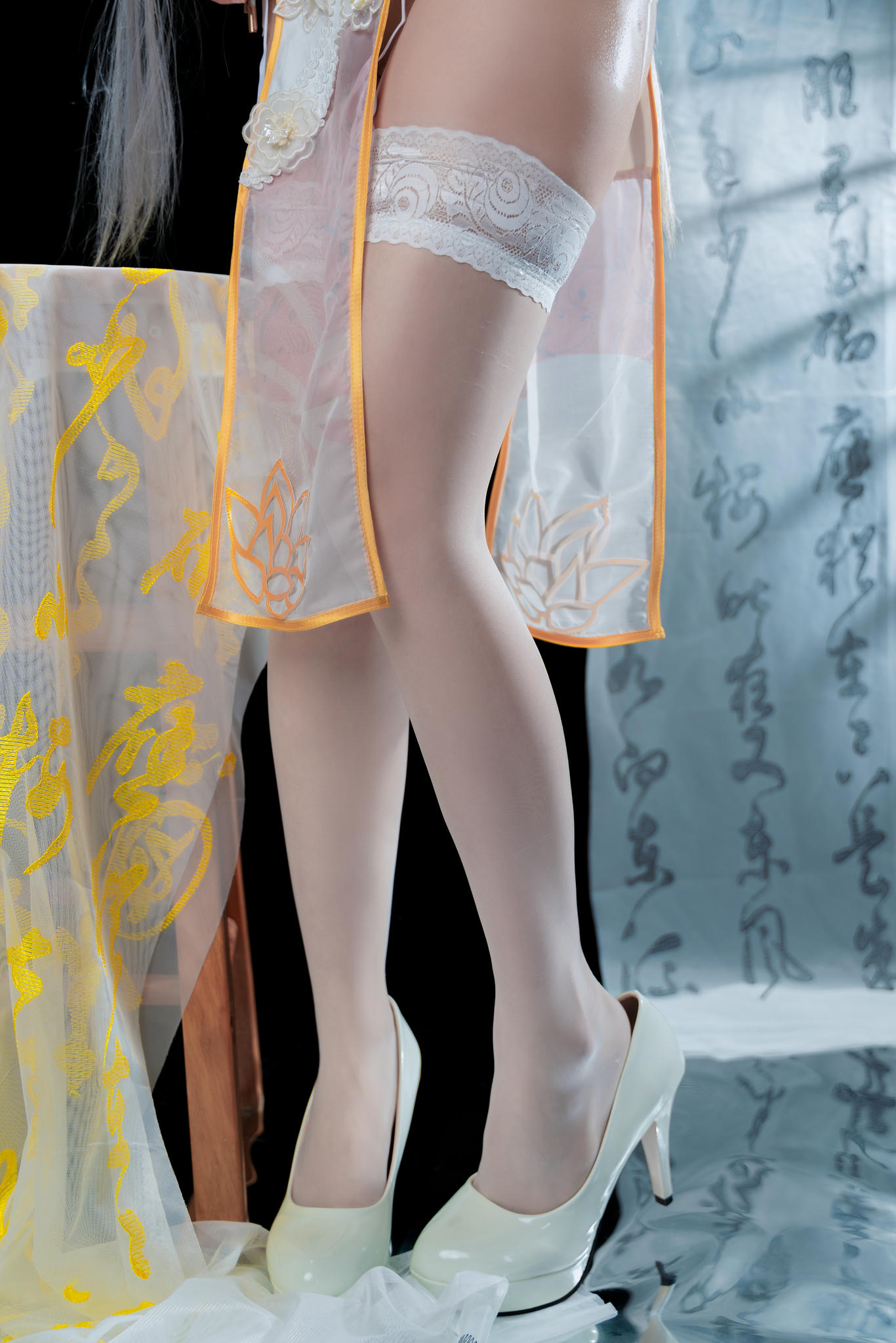 miko酱ww NO.020 mikoの洛天依旗袍 [30P 272MB]_第1集