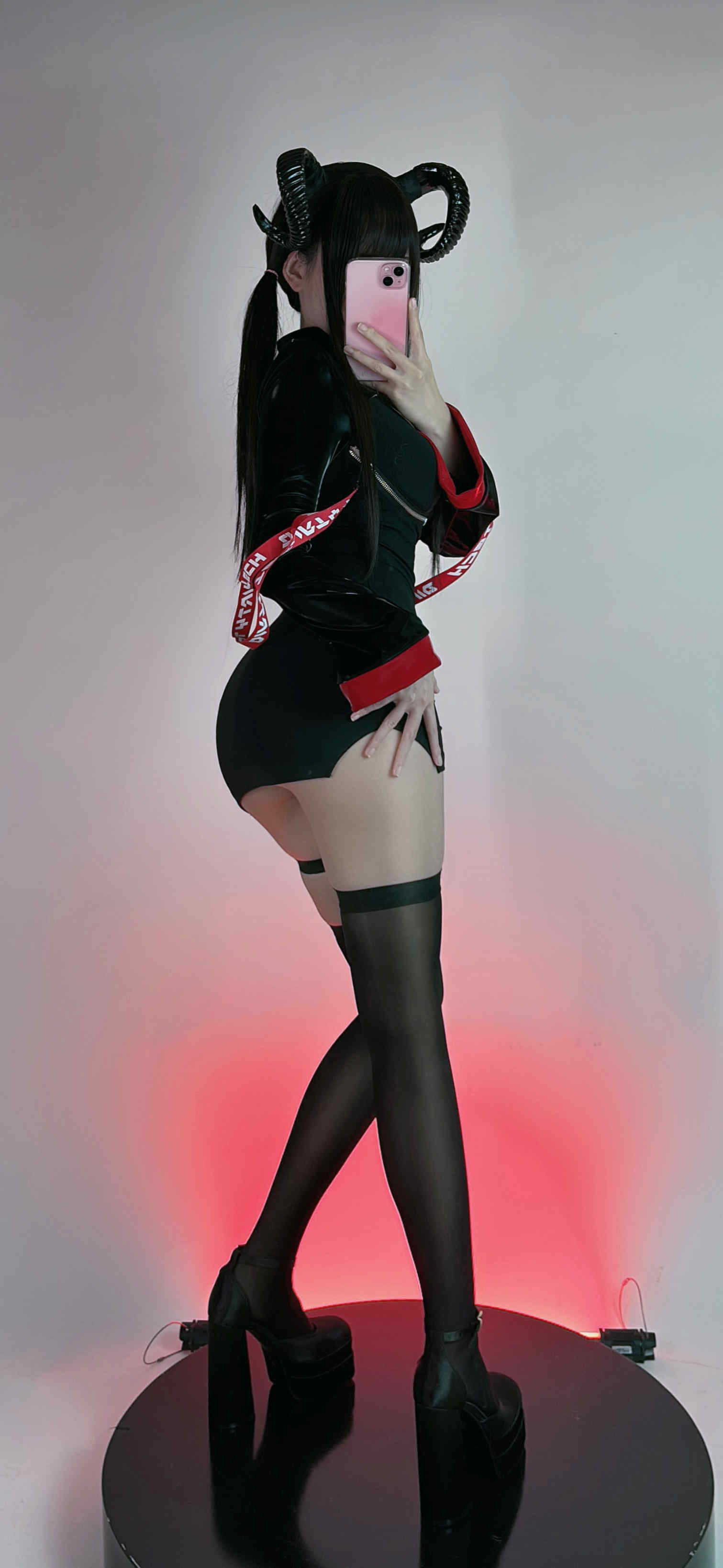 miko酱ww NO.030 天下太平[24P-14.2M]_第1集