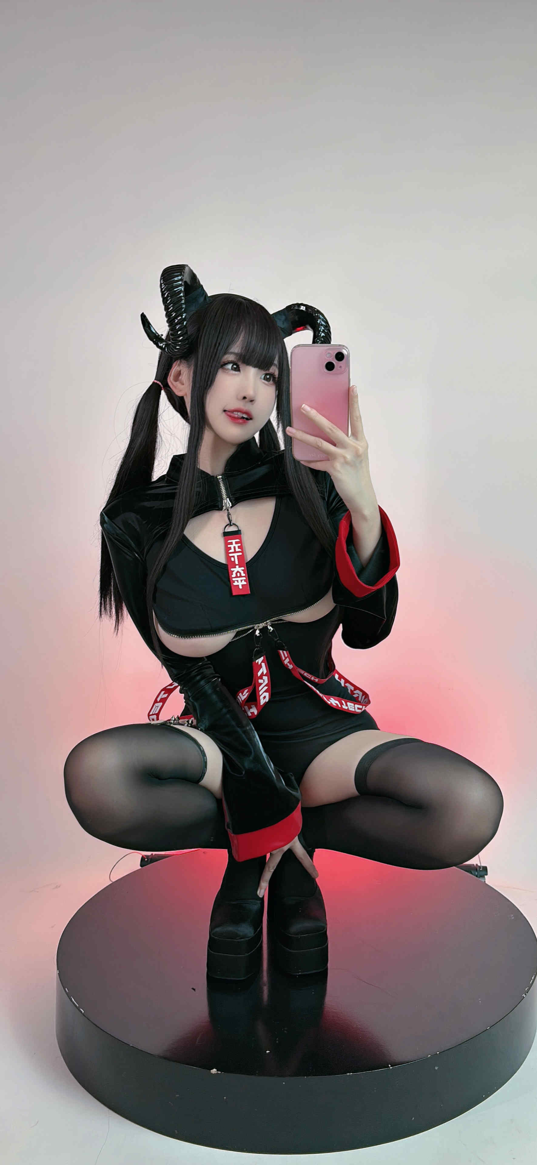 miko酱ww NO.030 天下太平[24P-14.2M]_第1集