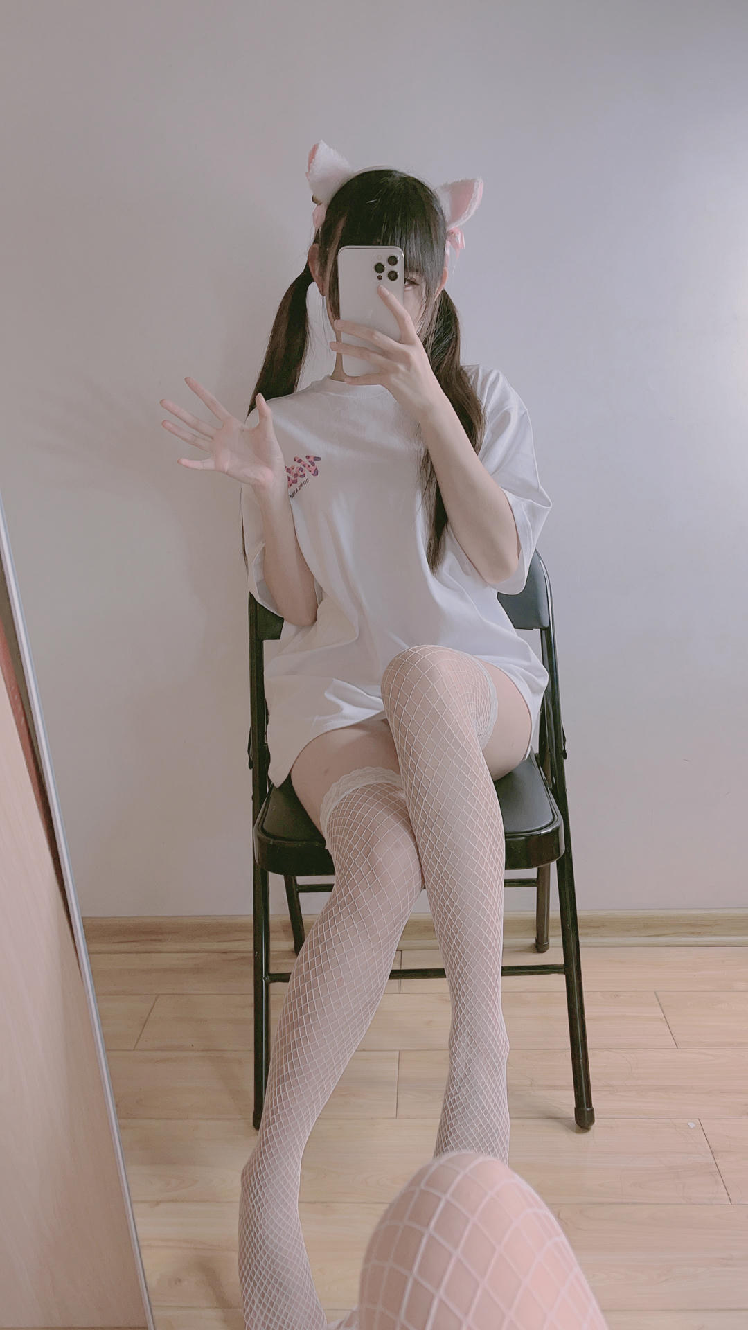 miko酱ww NO.041 自拍系列mikoの白丝01[241P-1.7GB]_第1集