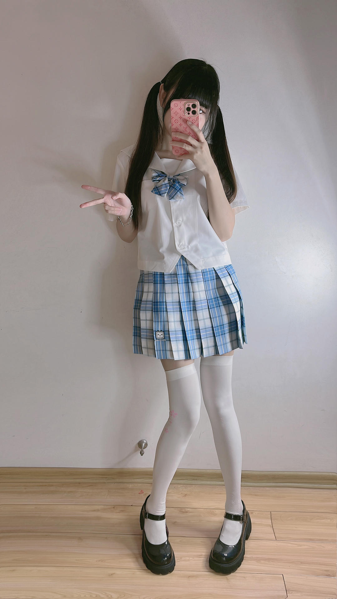 miko酱ww NO.042 自拍系列mikoの白丝02[225P-1.57GB]_第1集