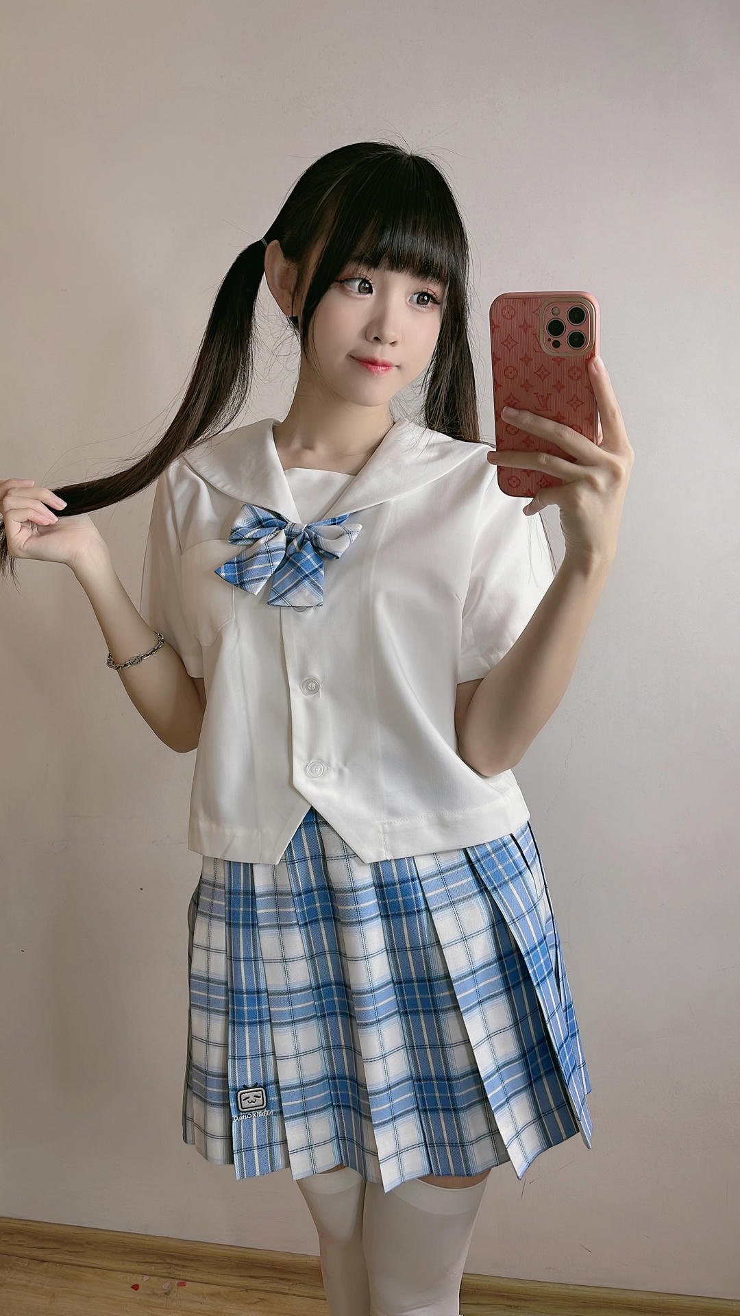 miko酱ww NO.042 自拍系列mikoの白丝02[225P-1.57GB]_第1集