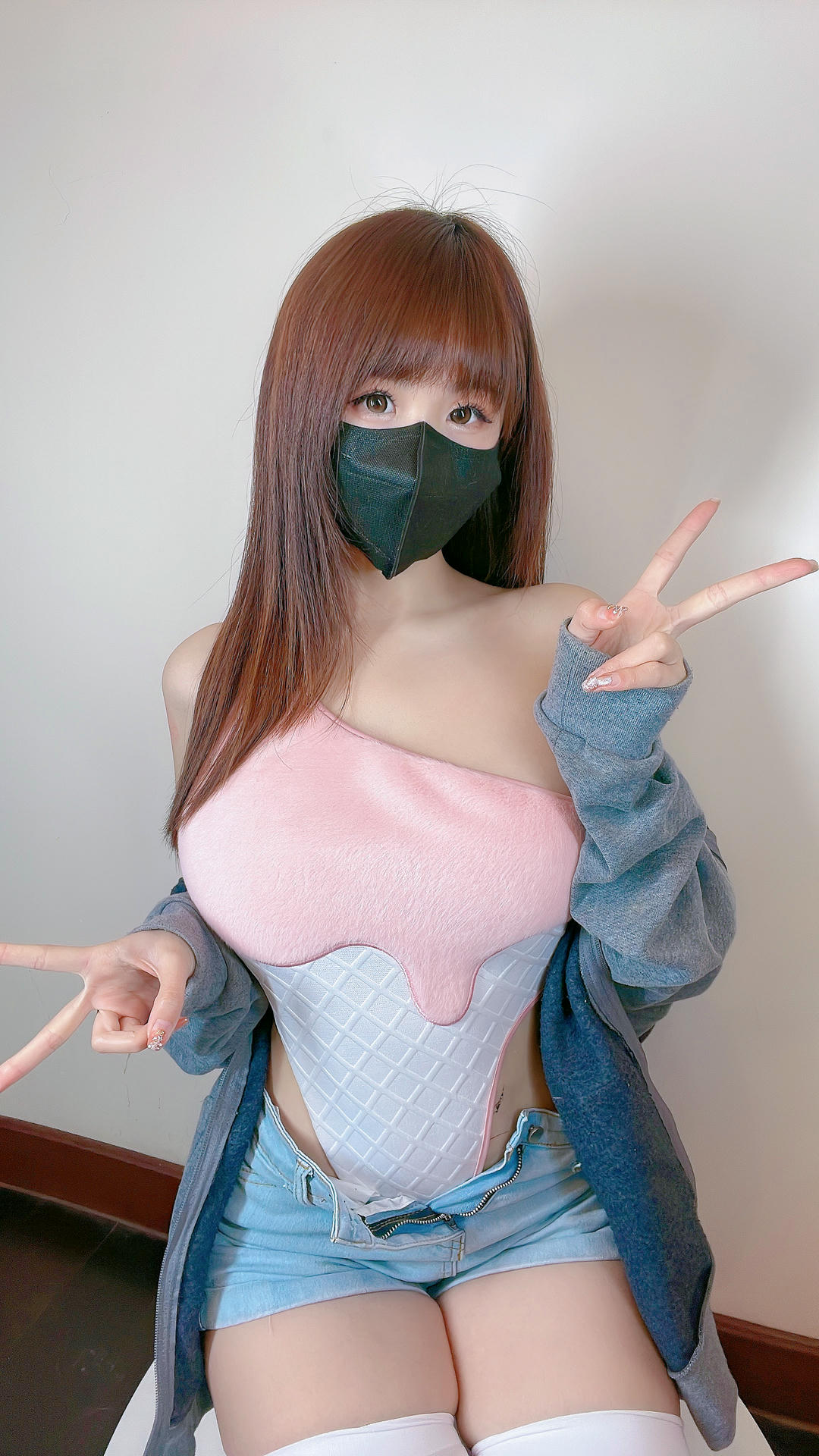 miko酱ww NO.043 自拍系列mikoの白丝03[201P-1.06GB]_第1集