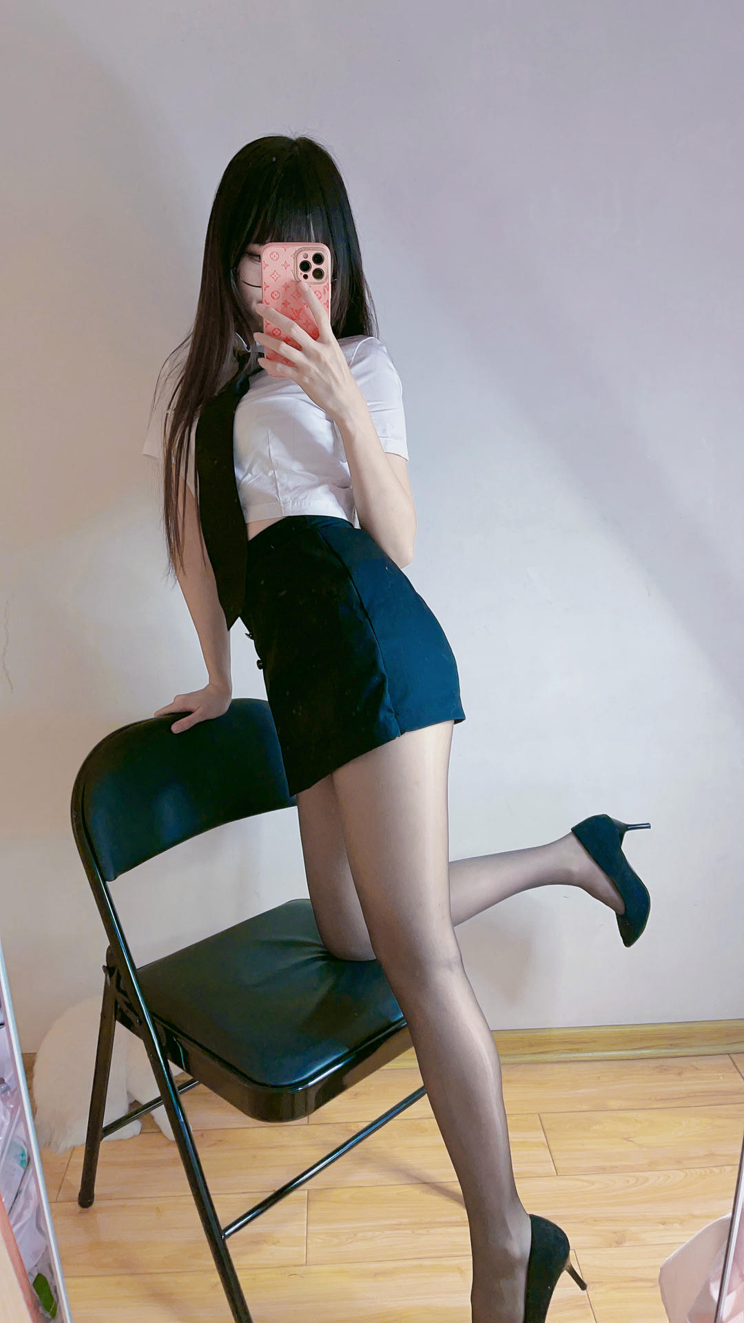 miko酱ww NO.045 自拍系列mikoの黑丝01 [229P-1.39GB]_第1集