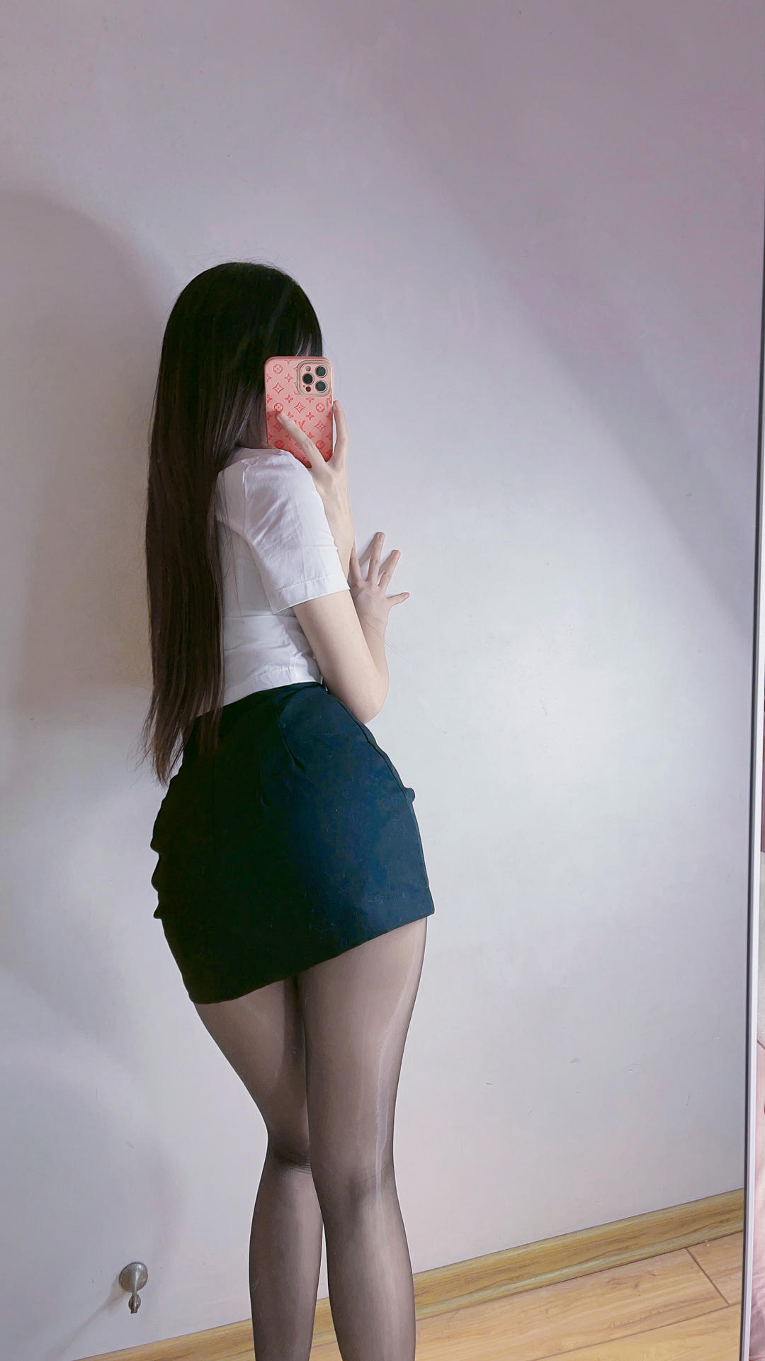 miko酱ww NO.045 自拍系列mikoの黑丝01 [229P-1.39GB]_第1集